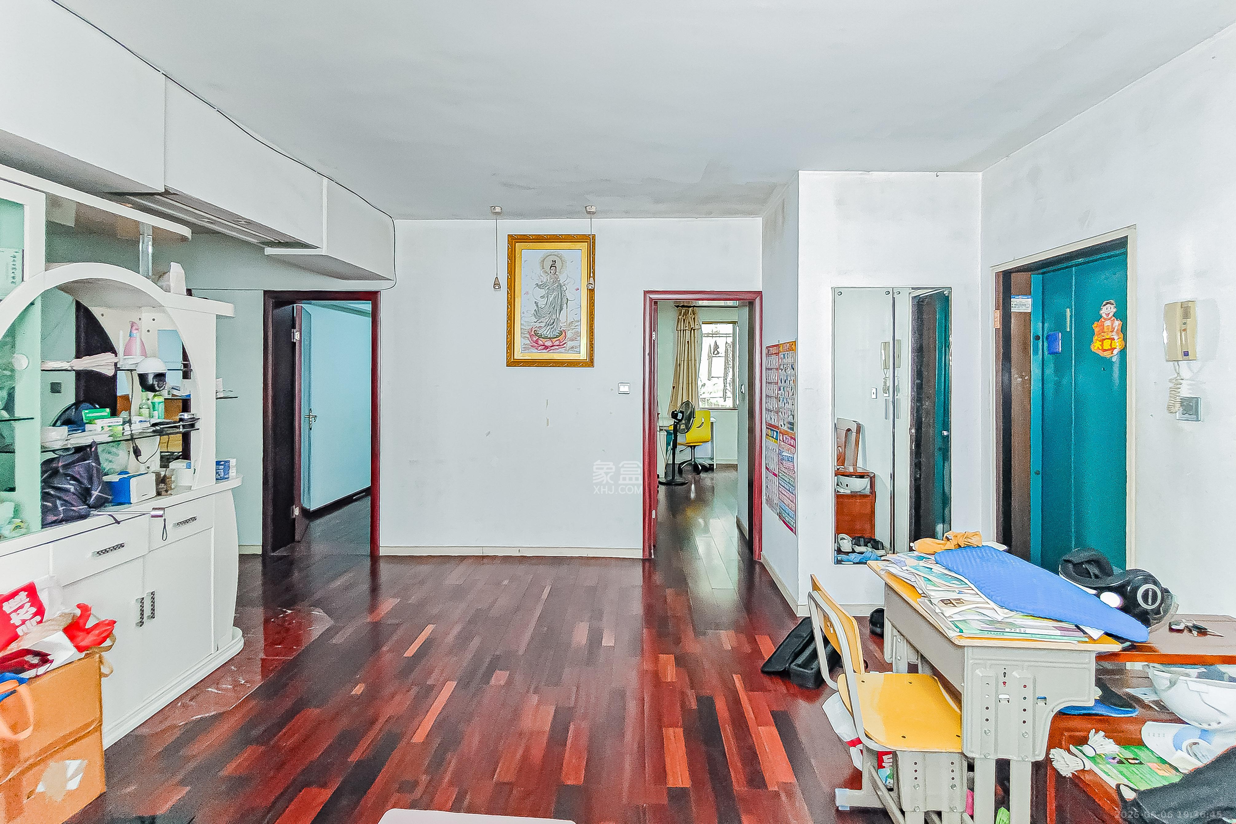 金泰小区  3室2厅1卫    76.8万 金泰小区  3室2厅1卫    76.8万客厅