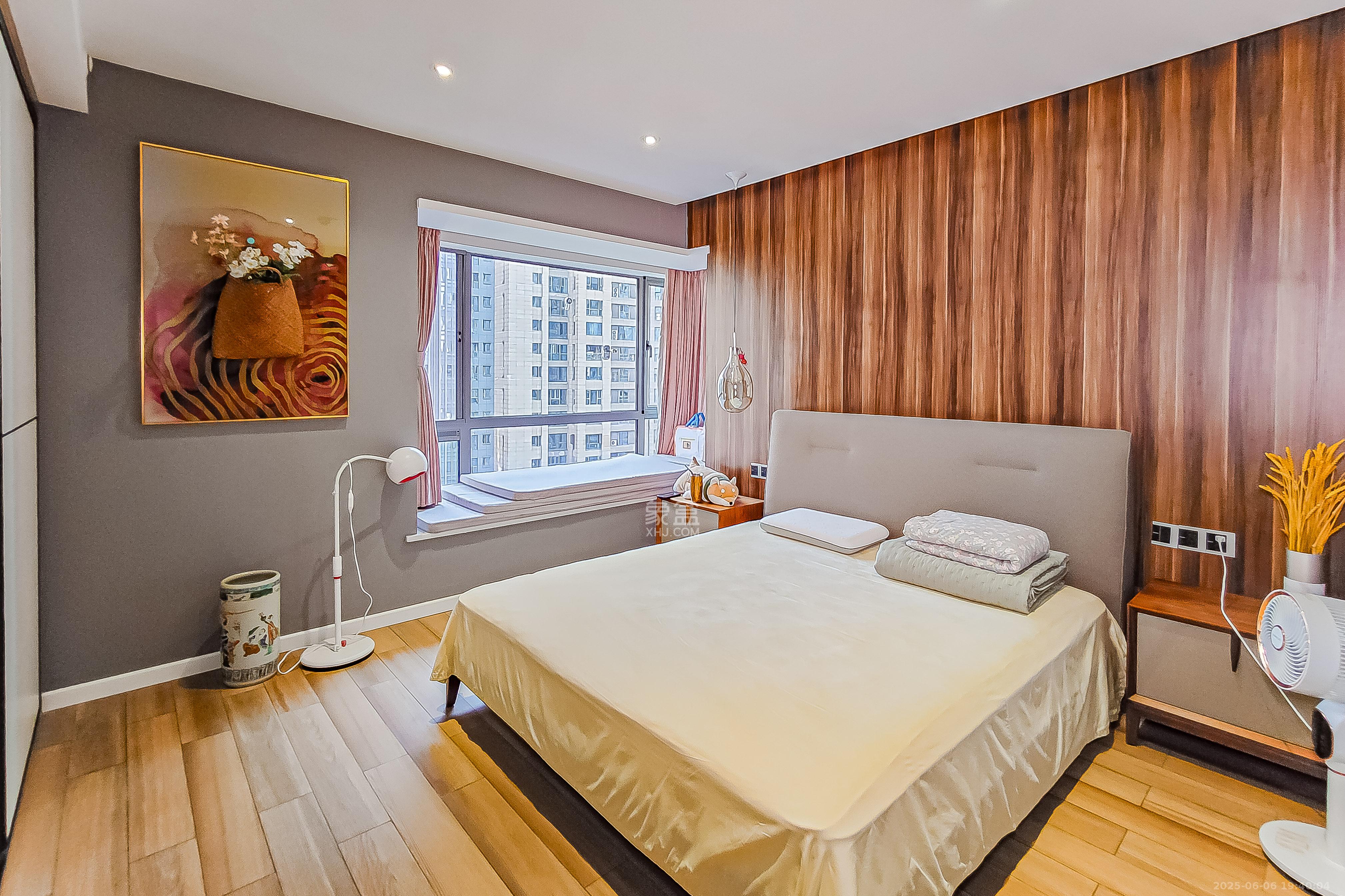 保利国际广场 4室2厅2卫 378.0万 保利国际广场 4室2厅2卫 378.0万卧室