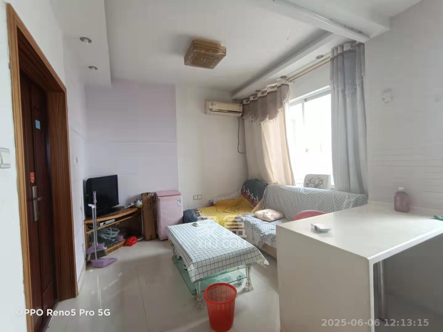 上河国际B座  1室1厅1卫   1600.00元/月室内图1