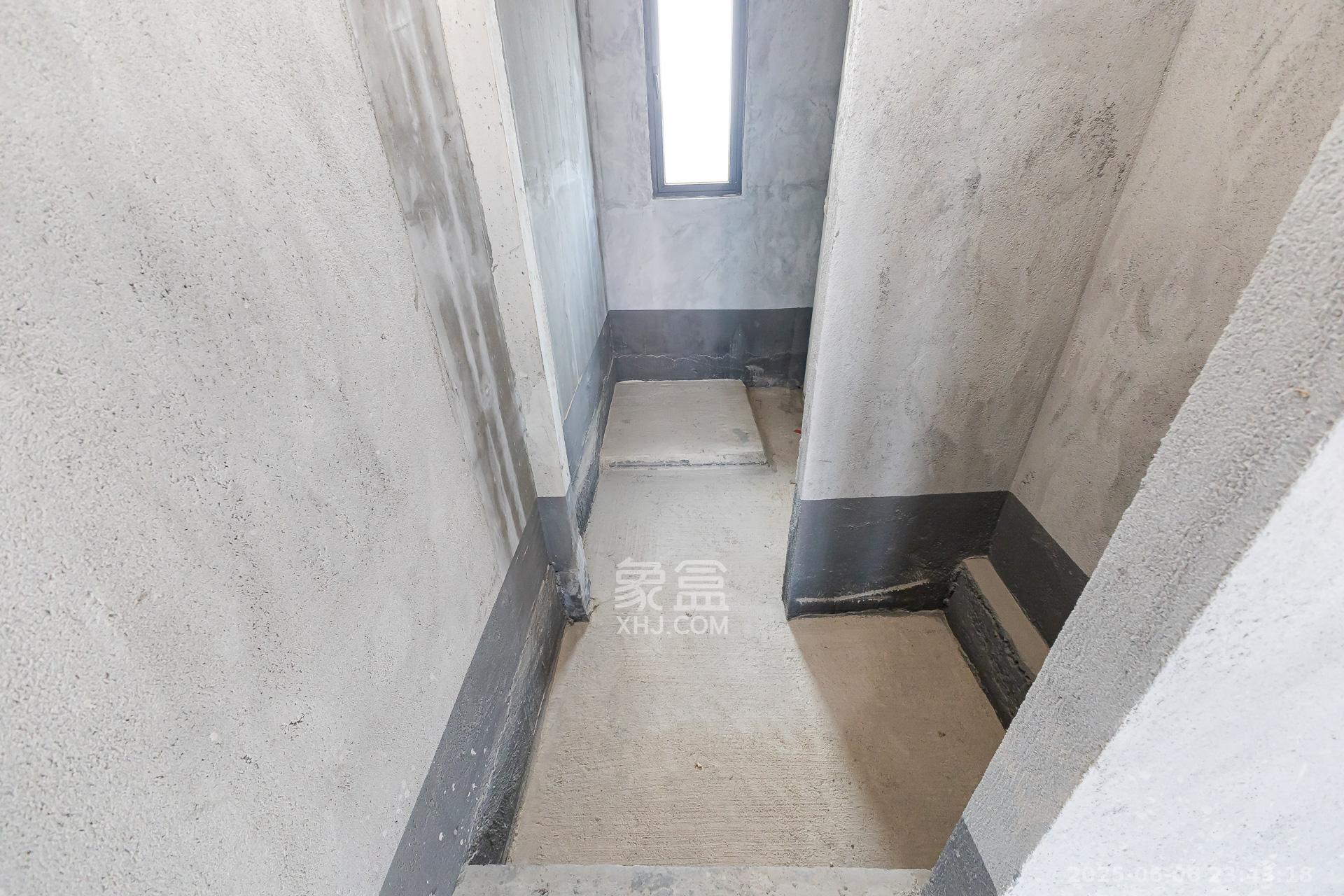 越秀湘江星汇城二期 4室2厅2卫 129.5万 越秀湘江星汇城二期 4室2厅2卫 129.5万卫生间