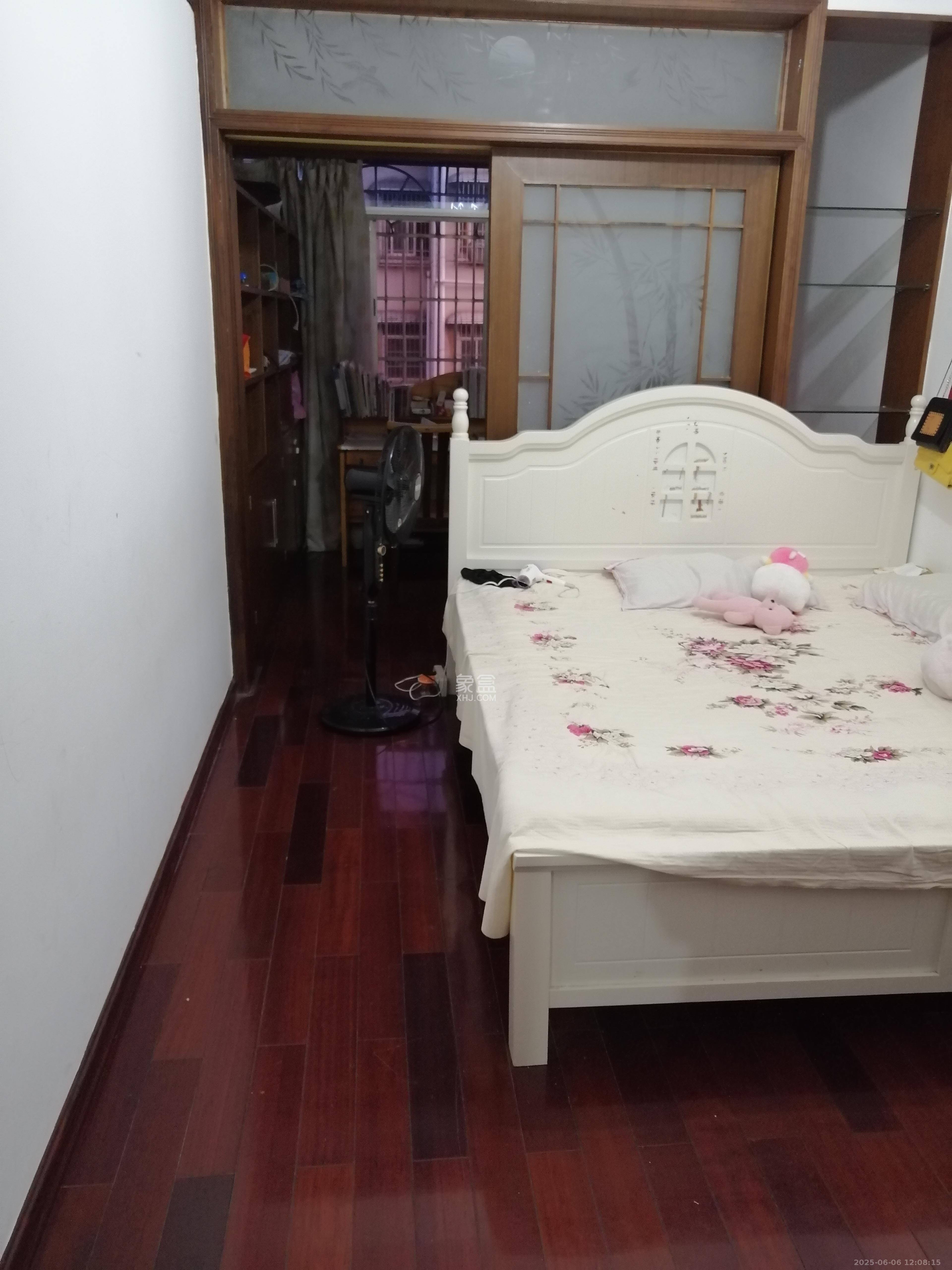 电厂新村  3室2厅2卫   1200.00元/月室内图