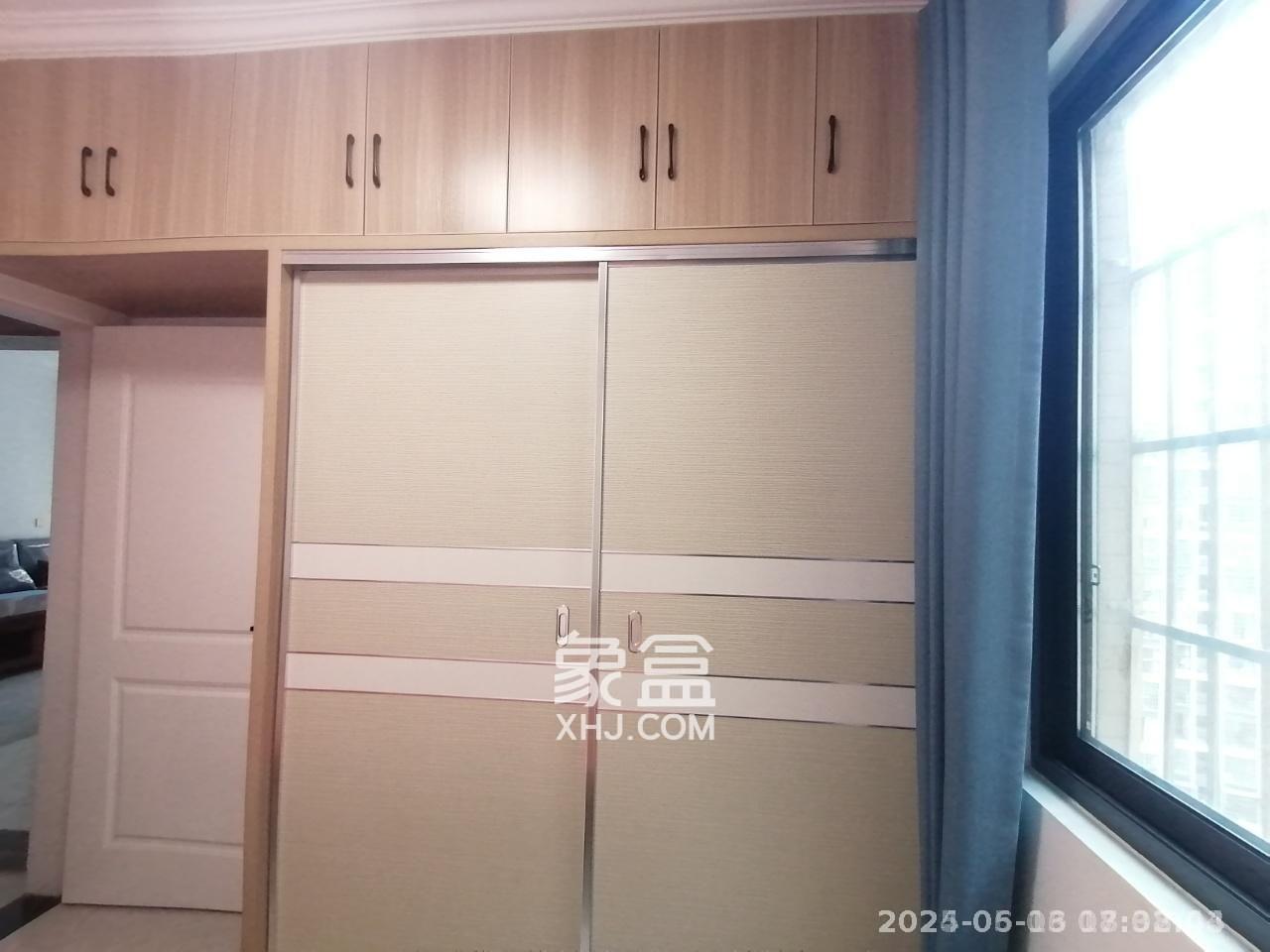 中悦领秀城  3室2厅1卫   1800.00元/月室内图