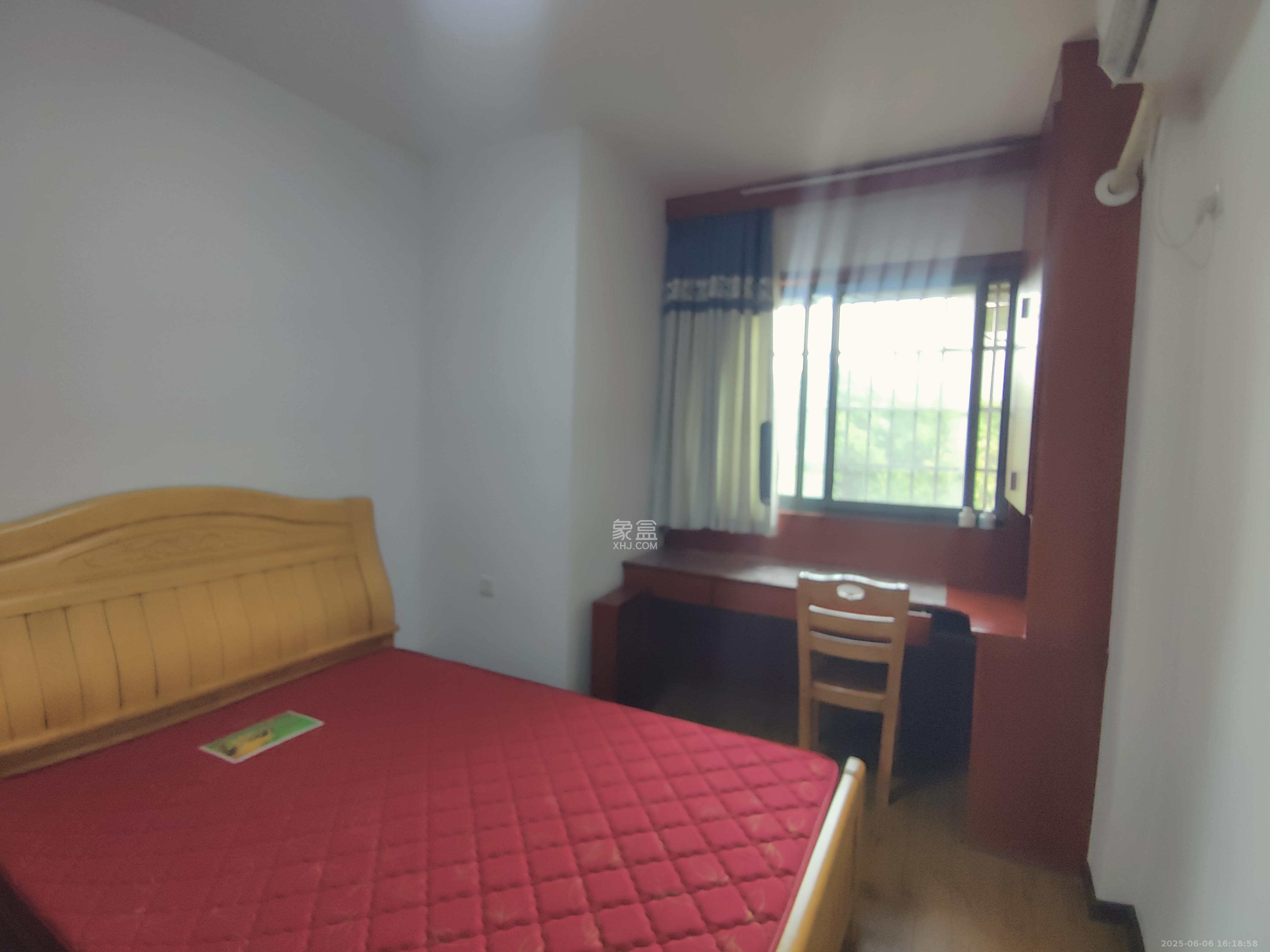 优山美地  3室2厅2卫   2600.00元/月室内图