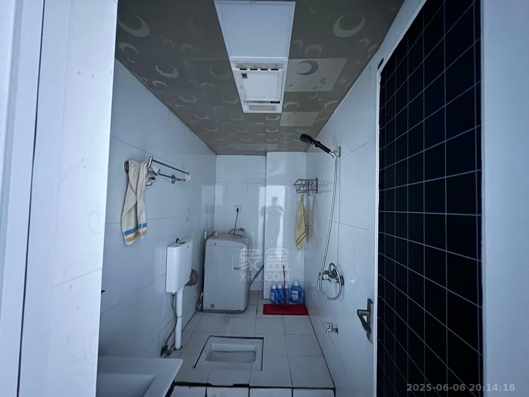 慈善大厦  1室1厅1卫    1100.0元/月 慈善大厦  1室1厅1卫    1100.0元/月室内图