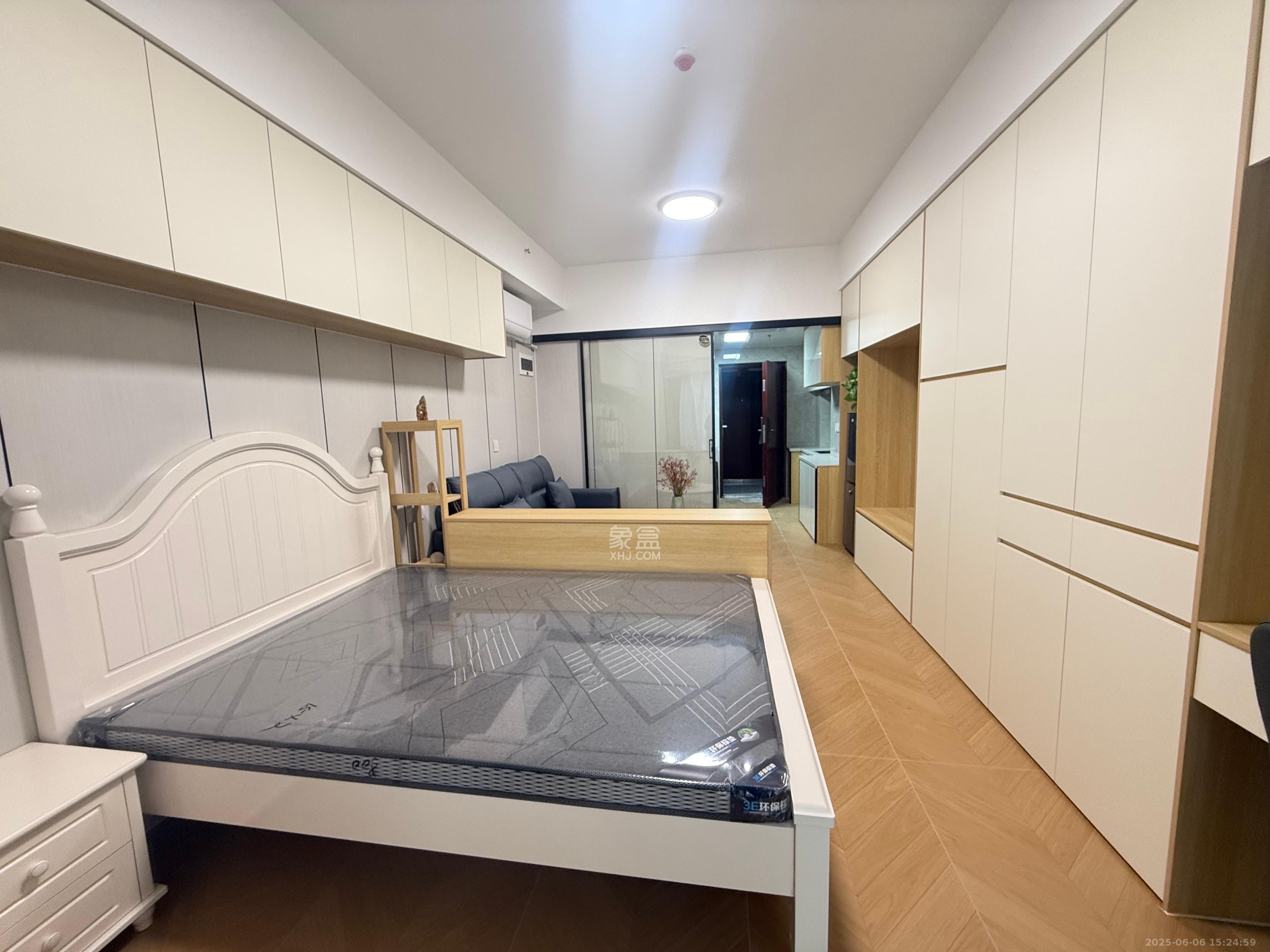 星沙算中心  1室1厅1卫   1800.00元/月室内图