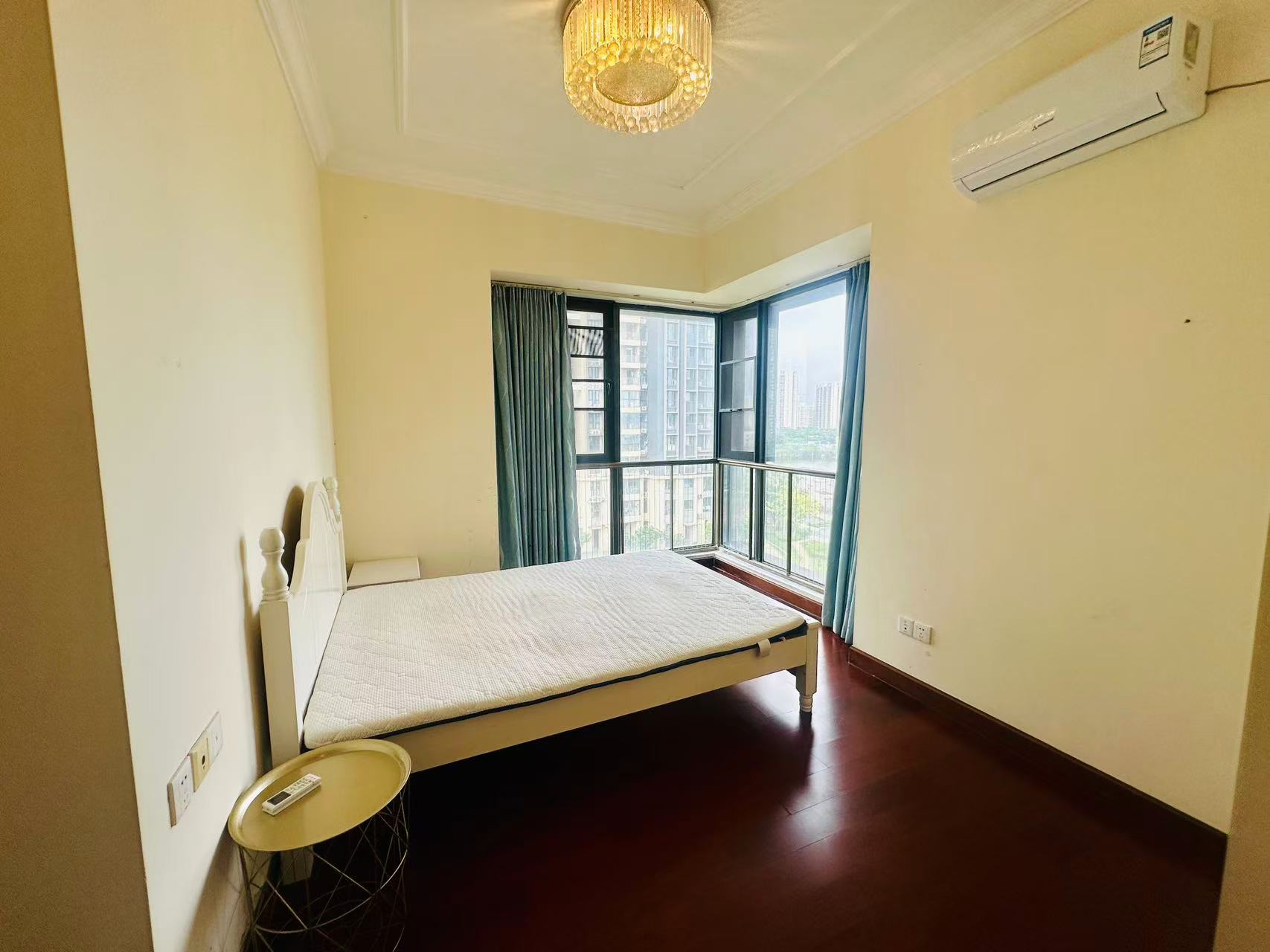 恒大美丽沙天寰湾 2室2厅2卫 245.0万 恒大美丽沙天寰湾 2室2厅2卫 245.0万室内图