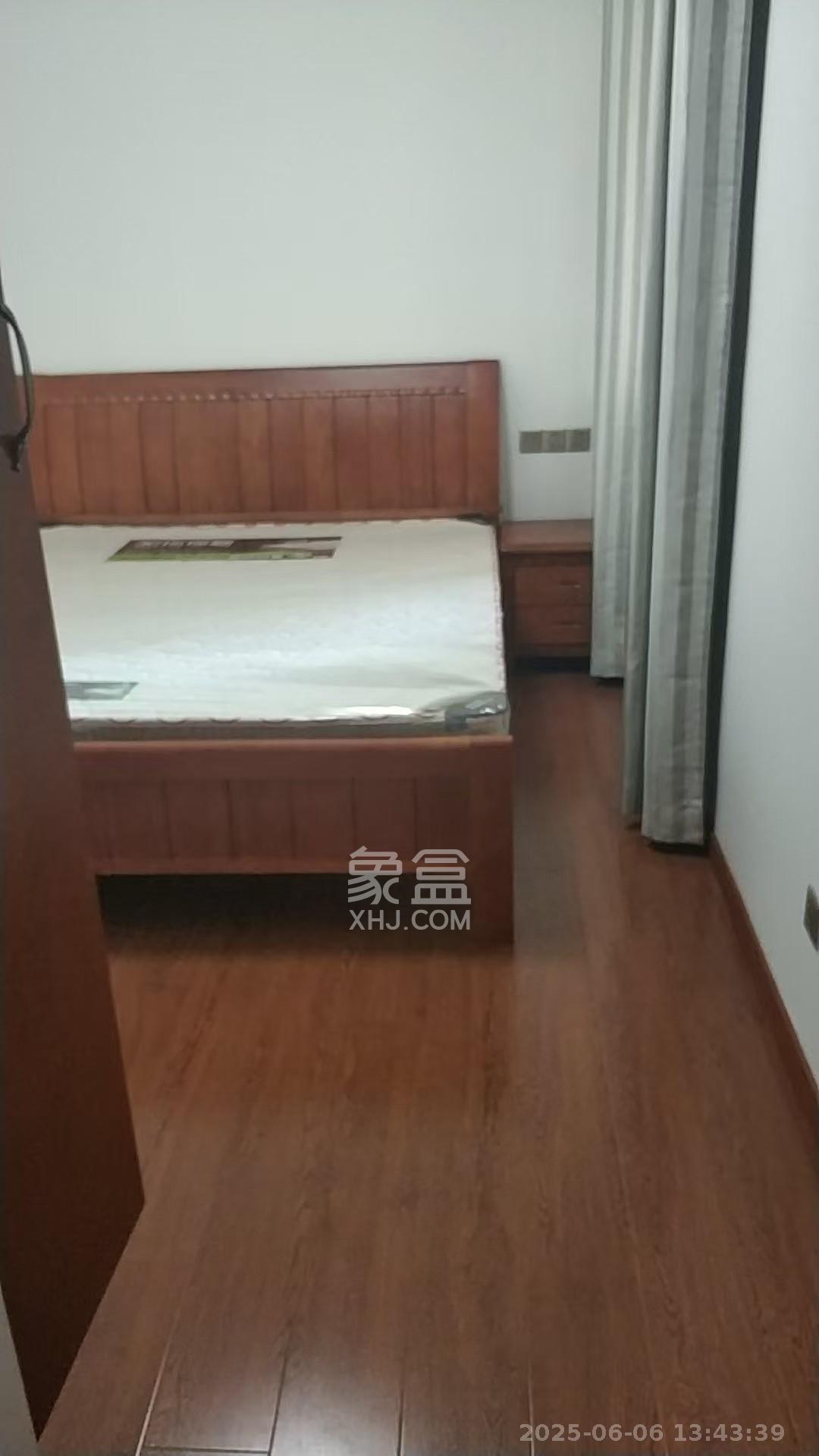 中国铁建梅溪青秀二期  3室2厅2卫   3000.00元/月室内图