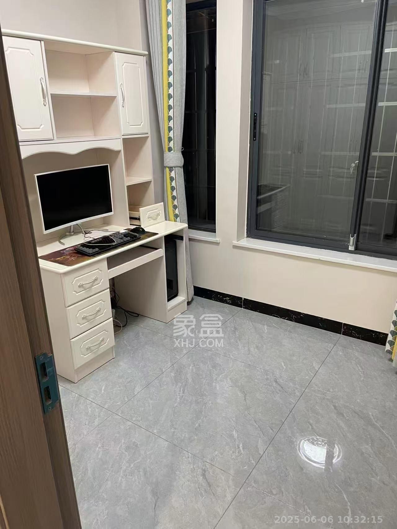 凯富南方鑫城  3室2厅1卫   2200.00元/月室内图