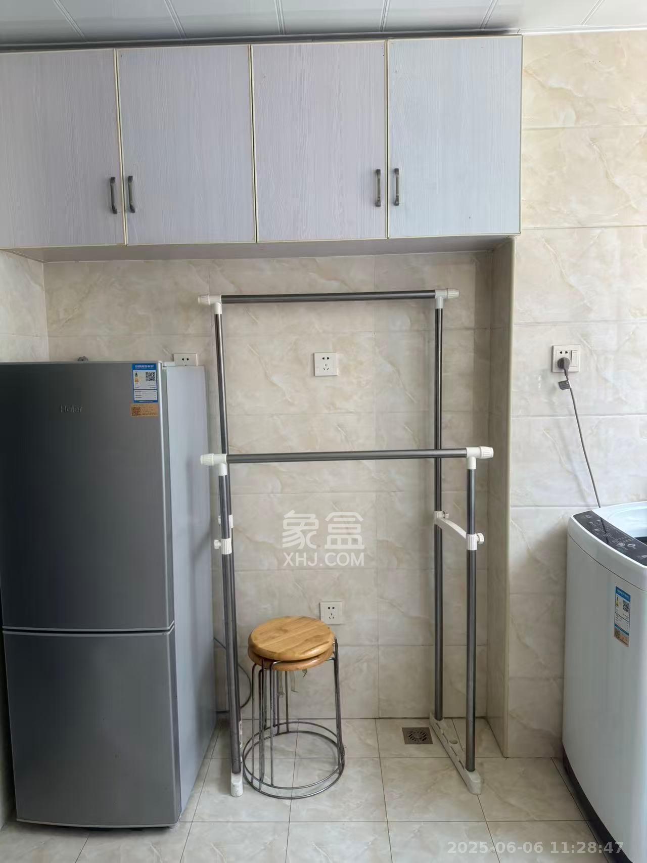 海德公园 1室1厅1卫 1300.0元/月 海德公园 1室1厅1卫 1300.0元/月室内图