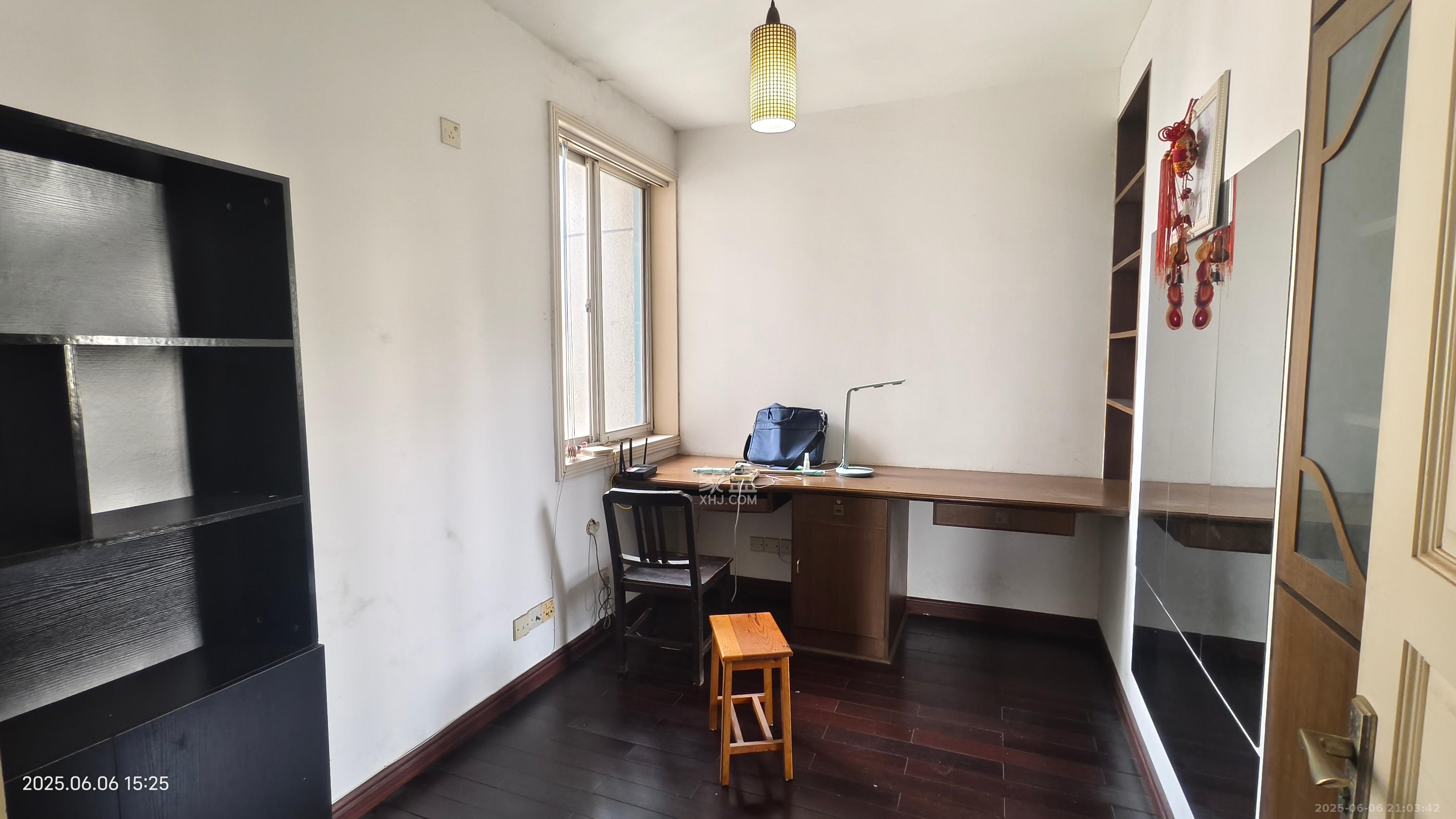 金科园 4室2厅2卫 3000.0元/月 金科园 4室2厅2卫 3000.0元/月室内图