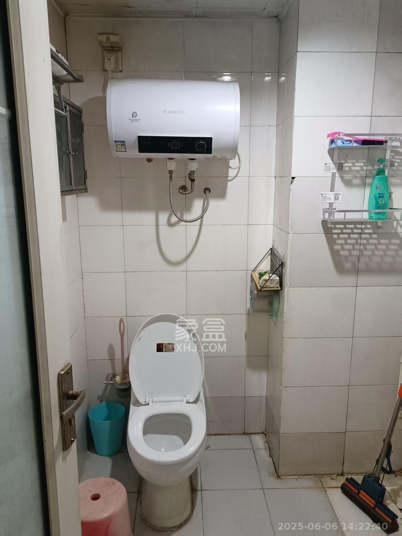 毛家桥大市场(胜利商贸市场) 1室1厅1卫 750.0元/月 毛家桥大市场(胜利商贸市场) 1室1厅1卫 750.0元/月室内图