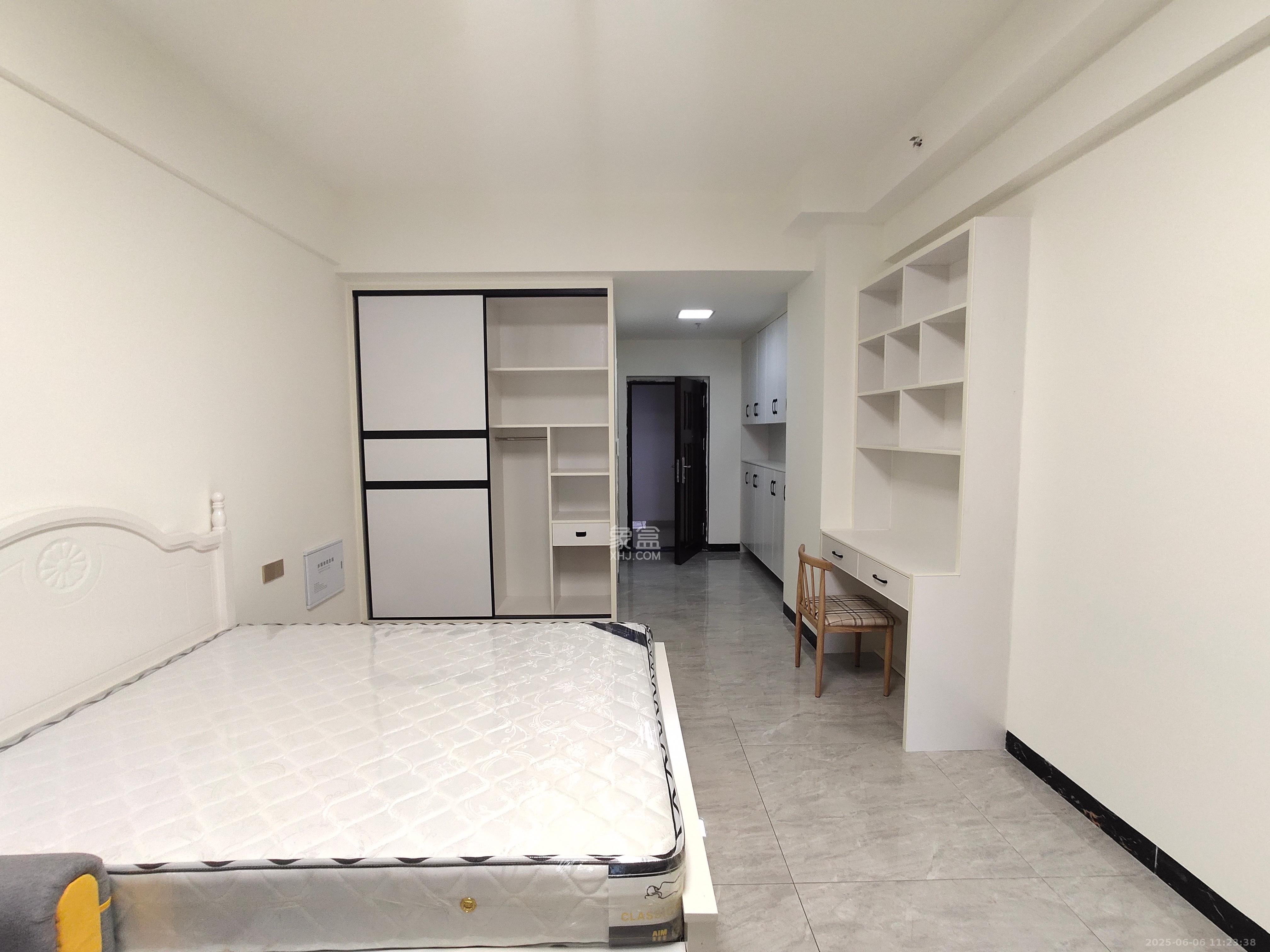 明发国际城  0室1厅1卫   1400.00元/月室内图