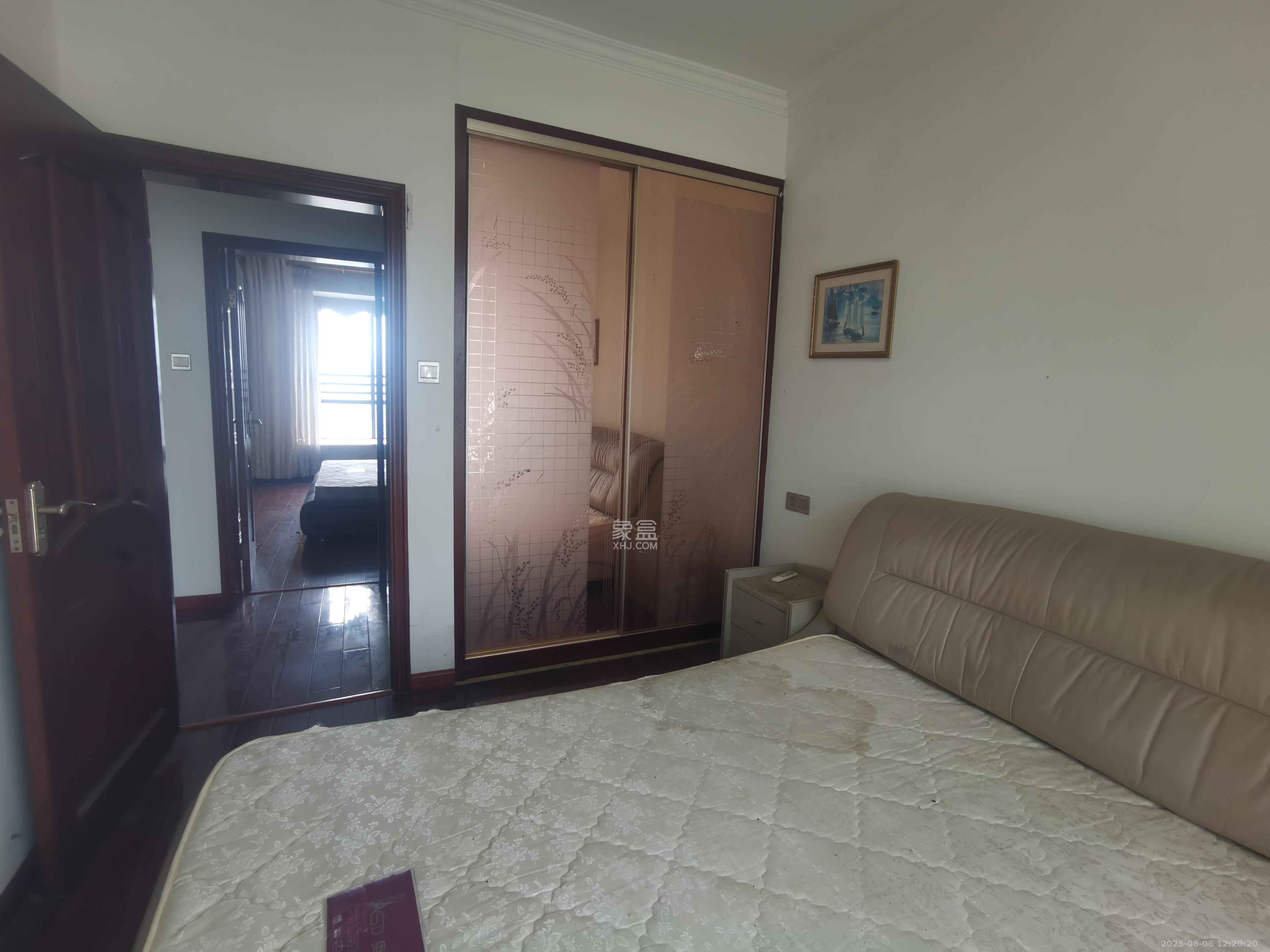 星城映象 3室2厅1卫 2300.0元/月 星城映象 3室2厅1卫 2300.0元/月室内图