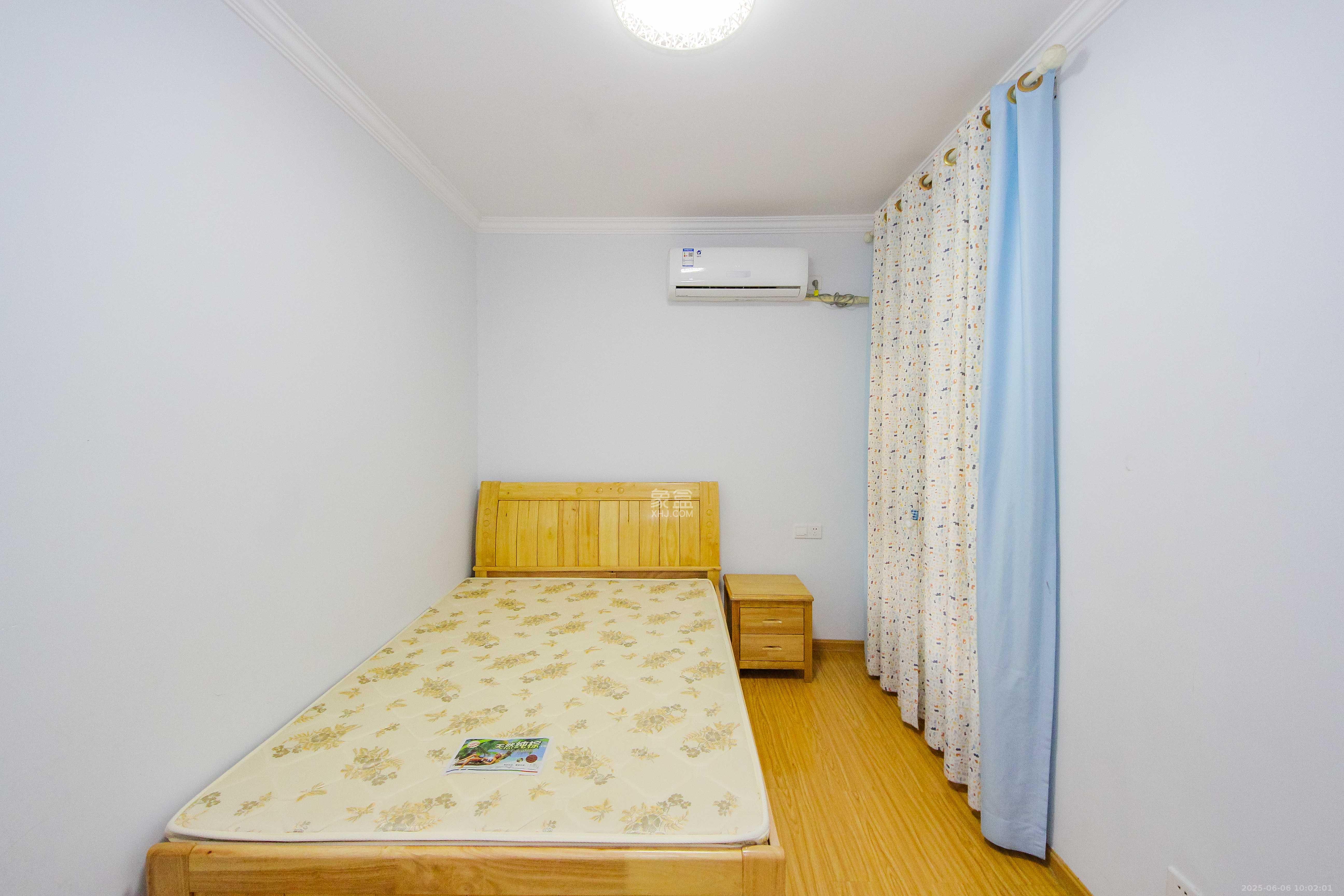 湘熙水郡(观澜海赋家园) 3室2厅1卫 86.0万 湘熙水郡(观澜海赋家园) 3室2厅1卫 86.0万卧室