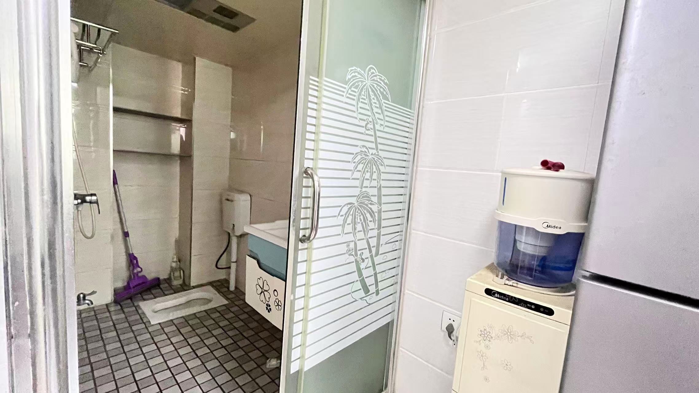 鹏利广场 1室1厅1卫 1200.0元/月 鹏利广场 1室1厅1卫 1200.0元/月室内图