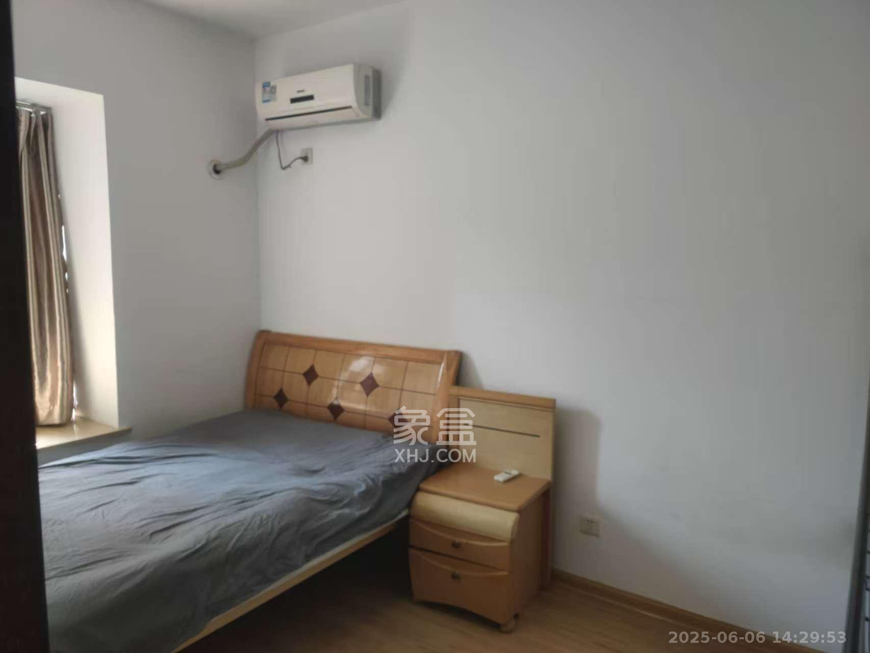 湘府名邸（同力家园）  4室2厅1卫   3500.00元/月室内图