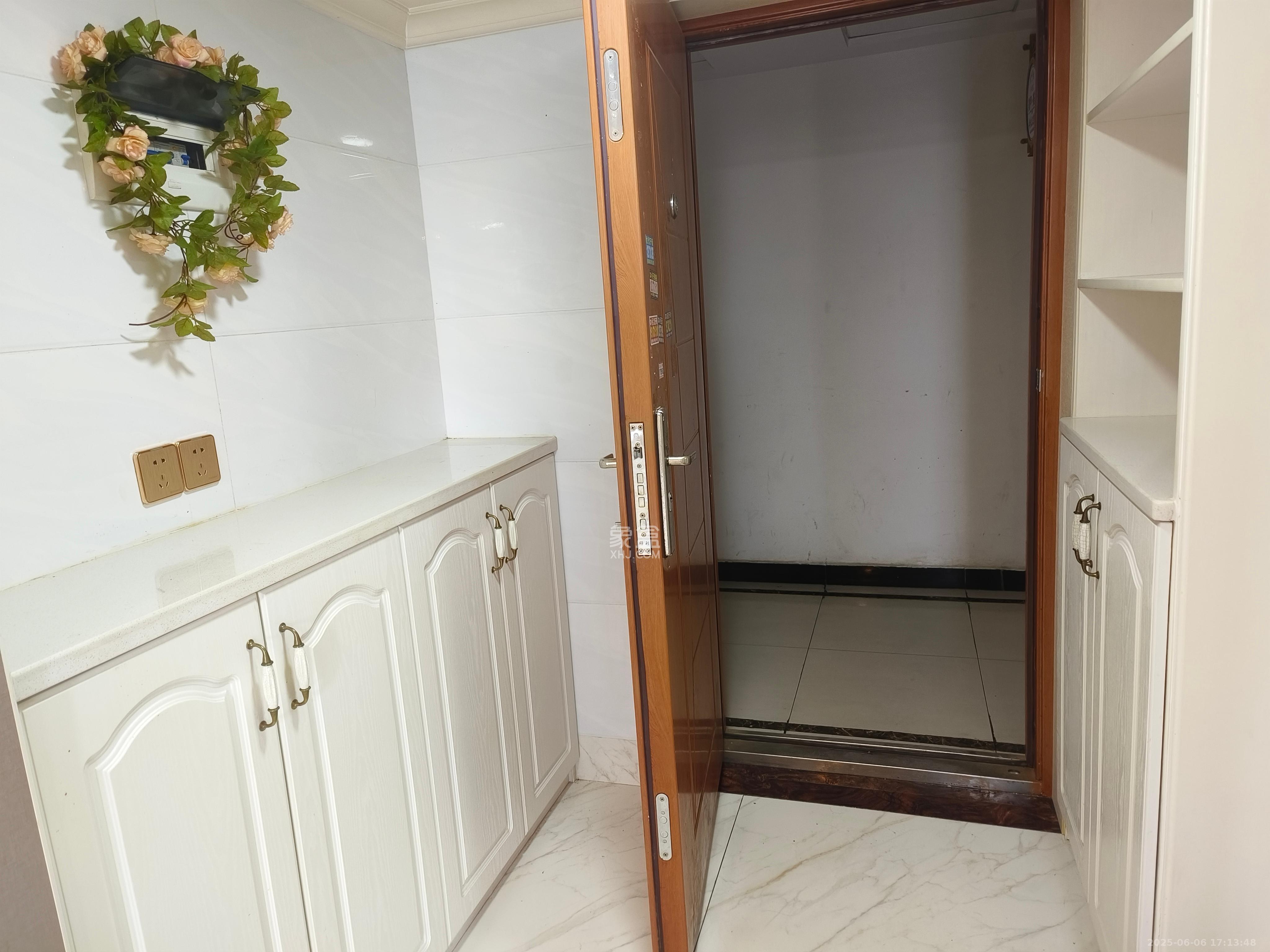 洋湖时代 1室1厅1卫 1600.0元/月 洋湖时代 1室1厅1卫 1600.0元/月室内图