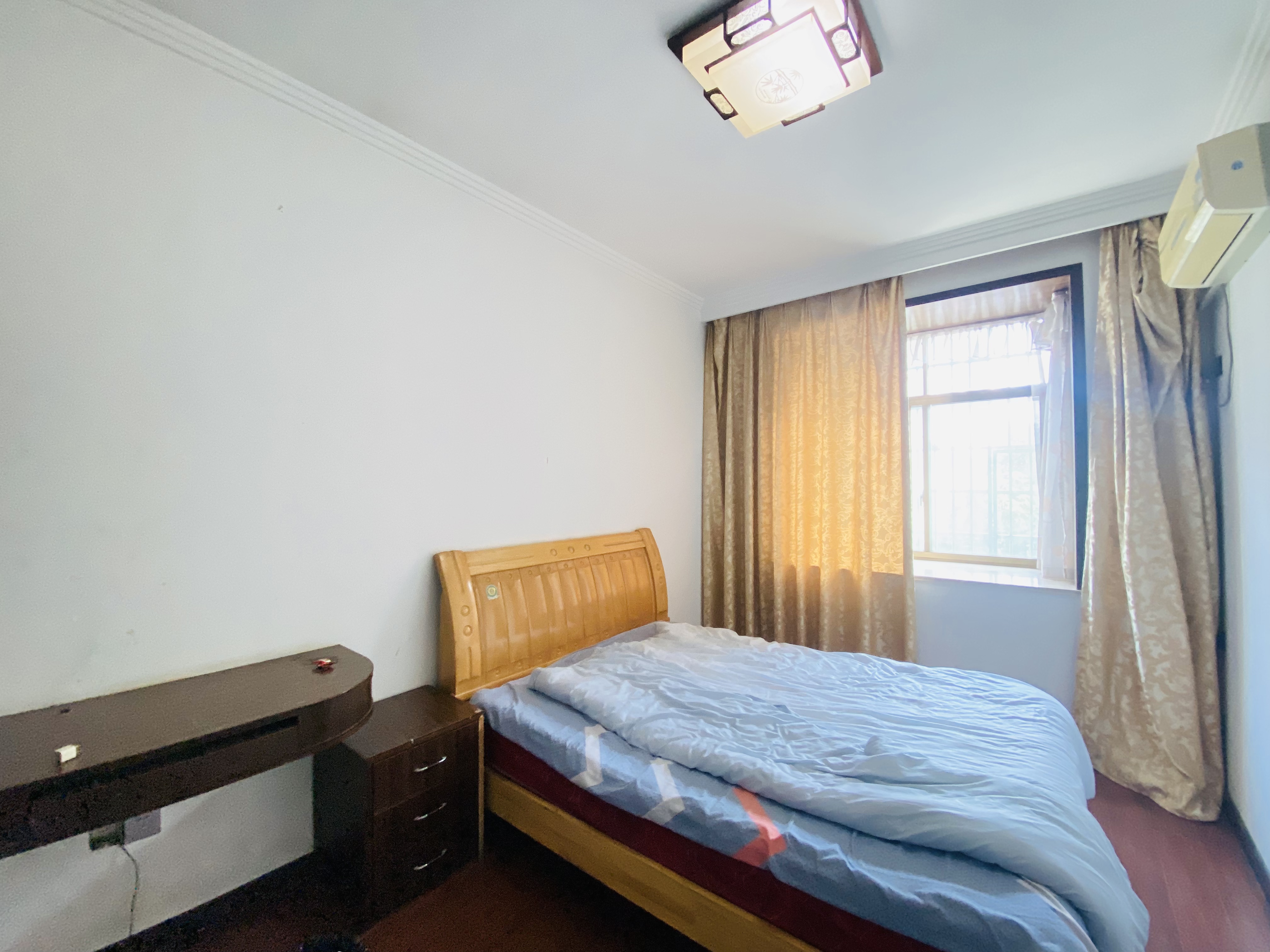 梓怡华府 3室2厅2卫 1200.0元/月 梓怡华府 3室2厅2卫 1200.0元/月户型图