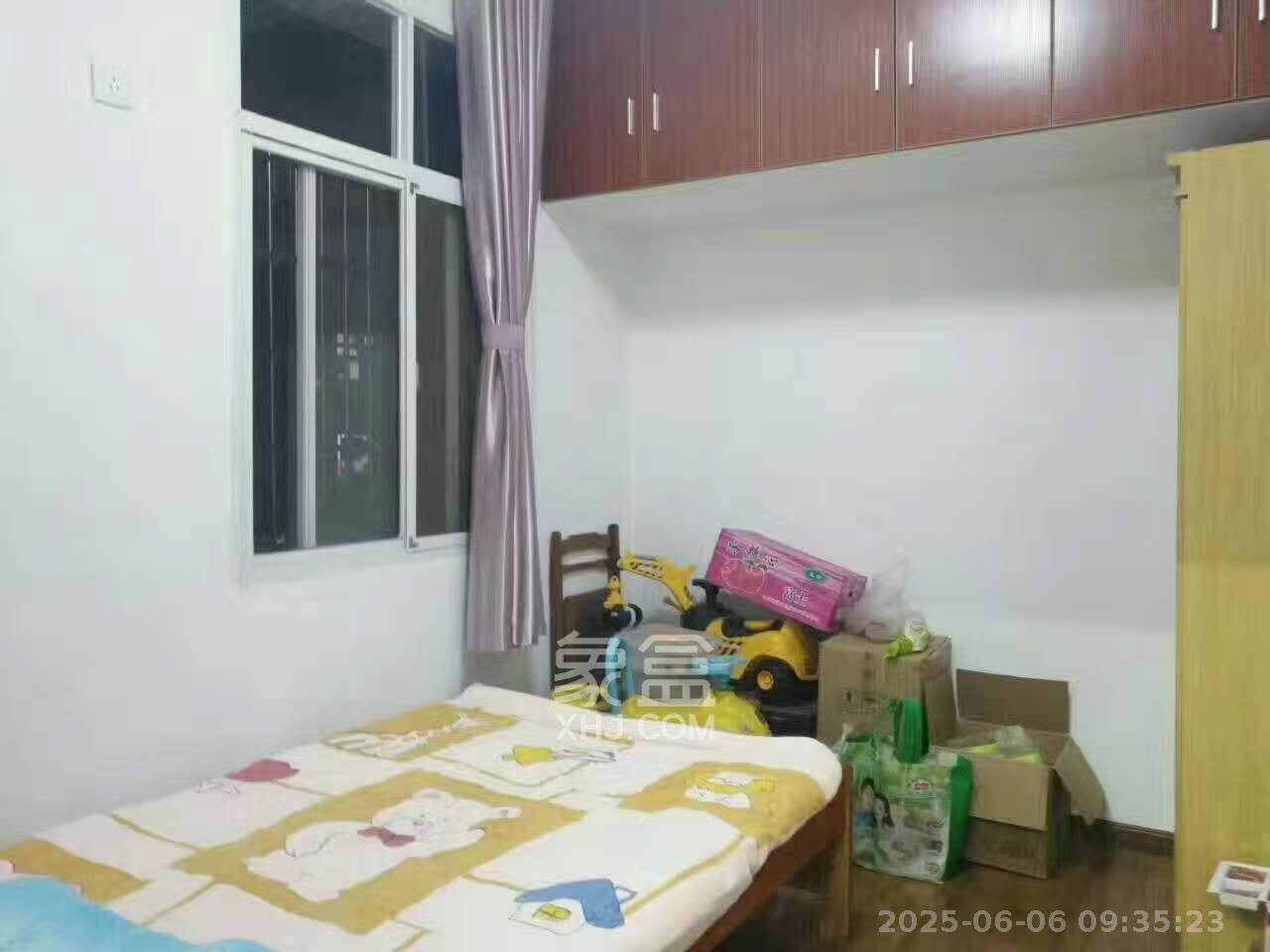茶山村小区  3室1厅1卫    2400.0元/月室内图