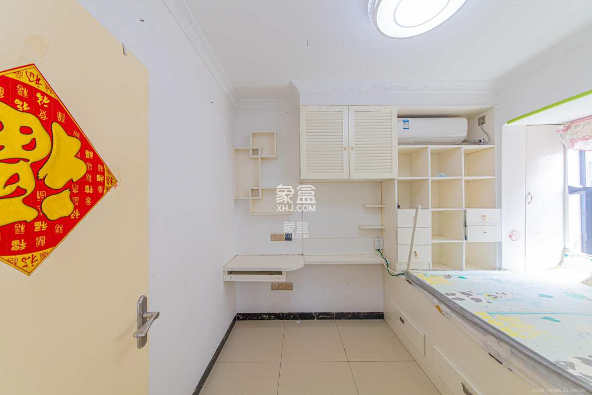 中建芙蓉嘉苑 3室2厅1卫 82.0万 中建芙蓉嘉苑 3室2厅1卫 82.0万卧室