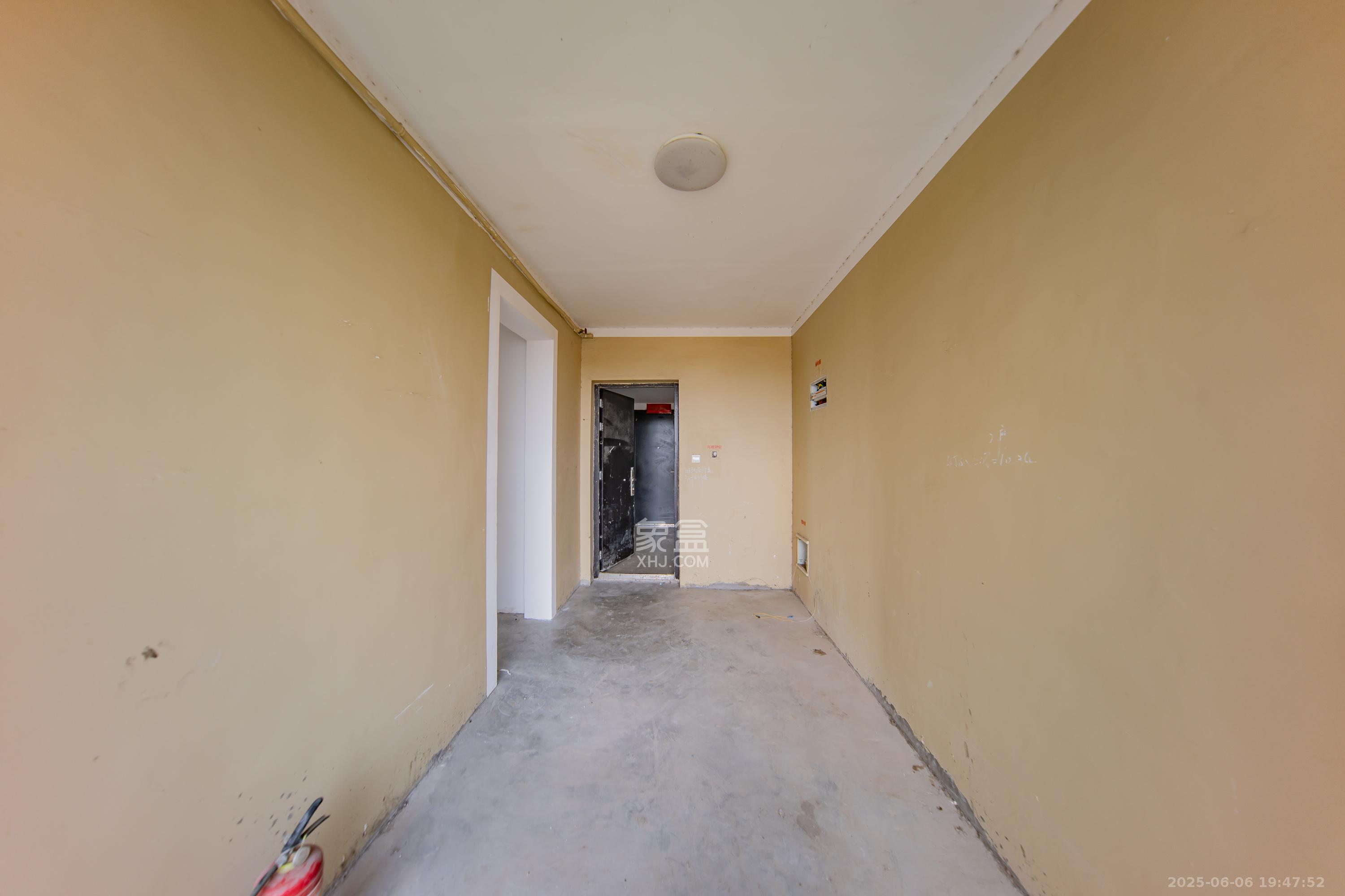 融创融公馆(融创臻苑)  4室2厅2卫    62.0万 融创融公馆(融创臻苑)  4室2厅2卫    62.0万其他