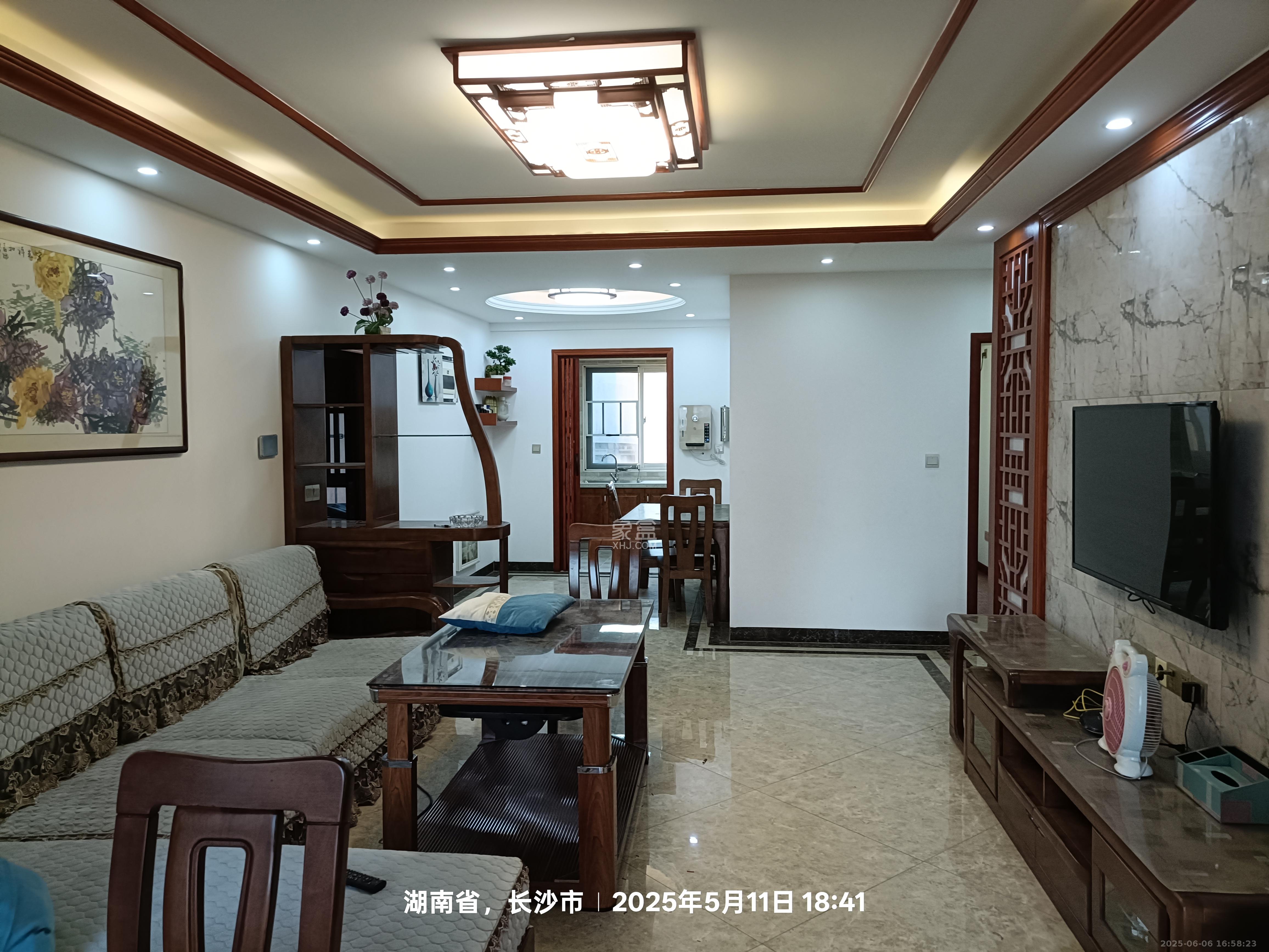 鑫天格林香山 3室2厅2卫 1800.0元/月 鑫天格林香山 3室2厅2卫 1800.0元/月室内图