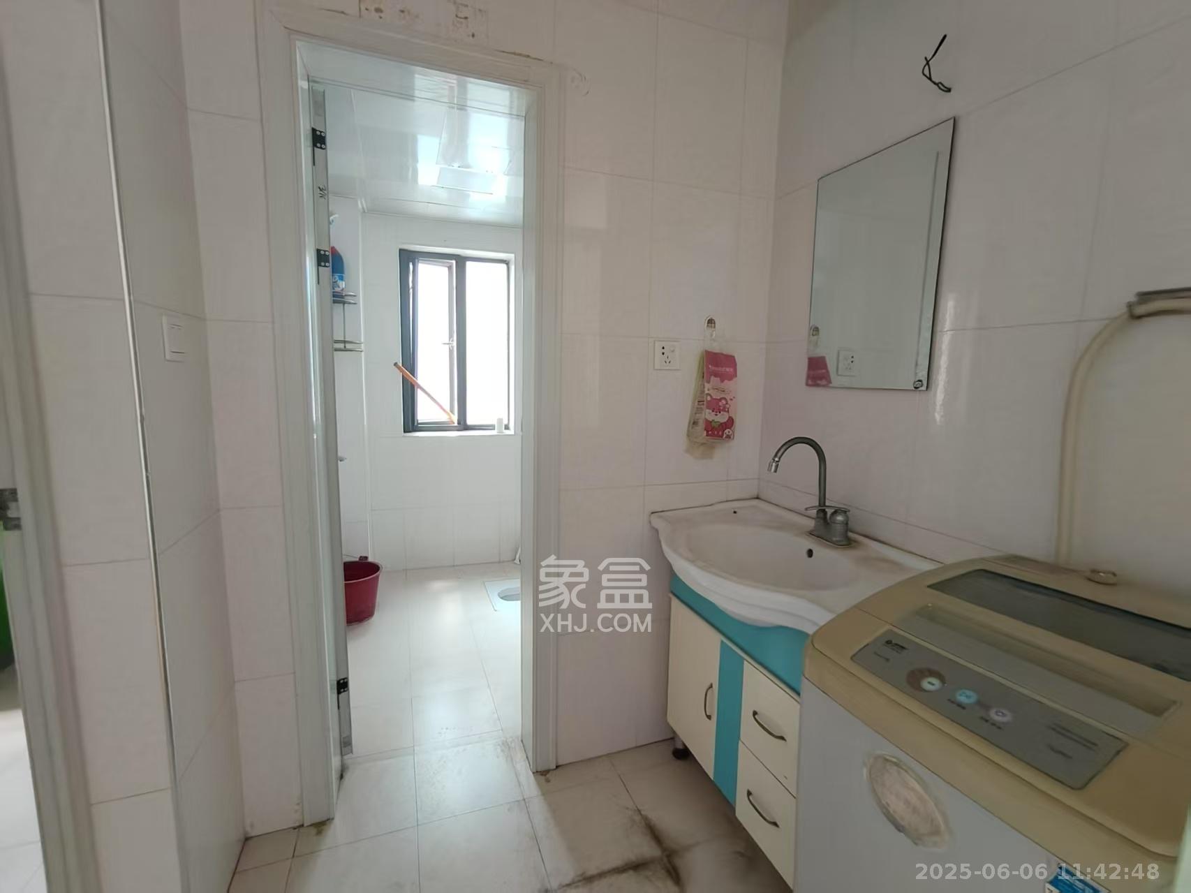 BOBO天下城(CTA财富中心) 2室2厅1卫 2700.0元/月 BOBO天下城(CTA财富中心) 2室2厅1卫 2700.0元/月室内图