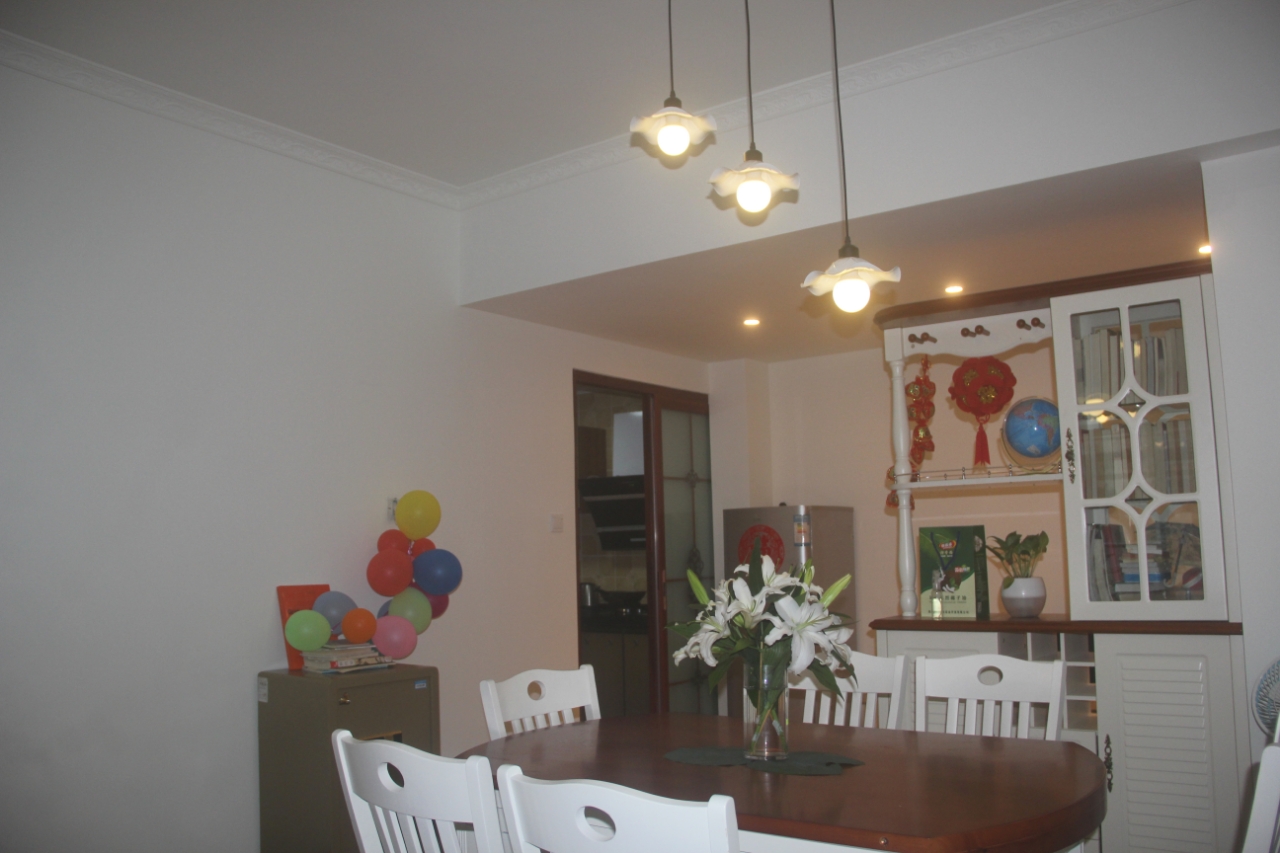 海悦东方  2室2厅1卫    3500.0元/月 海悦东方  2室2厅1卫    3500.0元/月室内图1