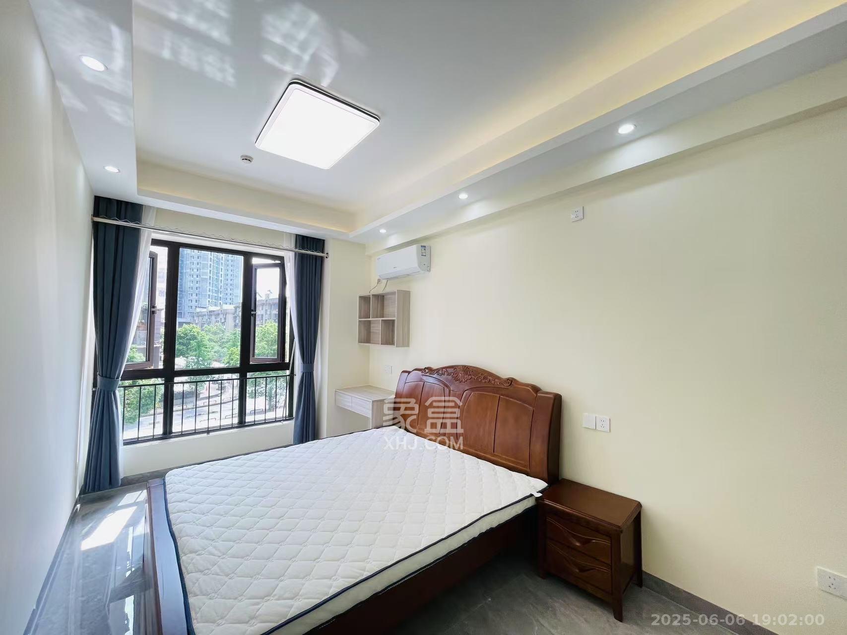 新力铂园(江山云著) 1室1厅1卫 1600.0元/月 新力铂园(江山云著) 1室1厅1卫 1600.0元/月室内图