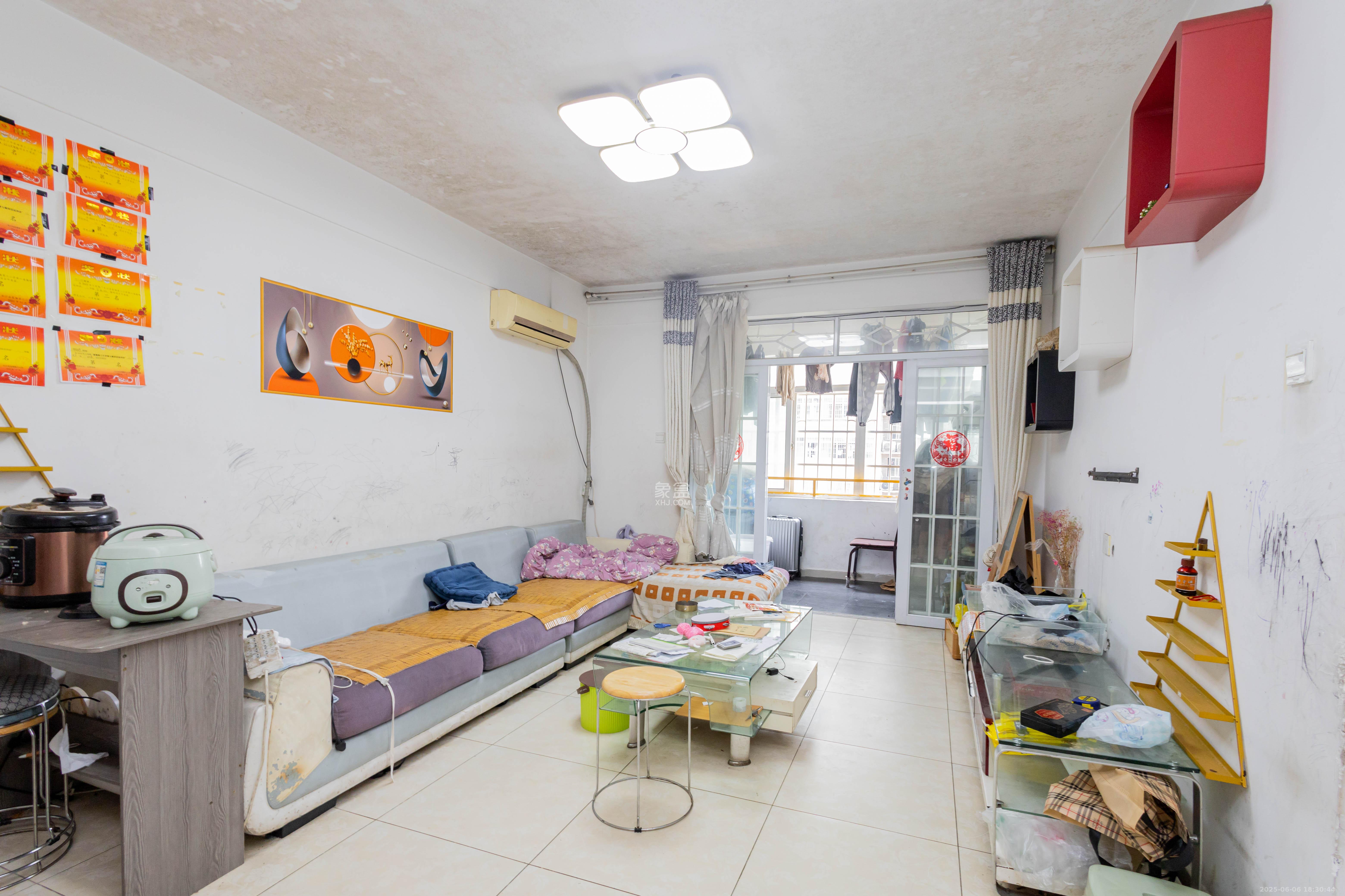 未来蜂巢 2室2厅1卫 36.8万 未来蜂巢 2室2厅1卫 36.8万客厅