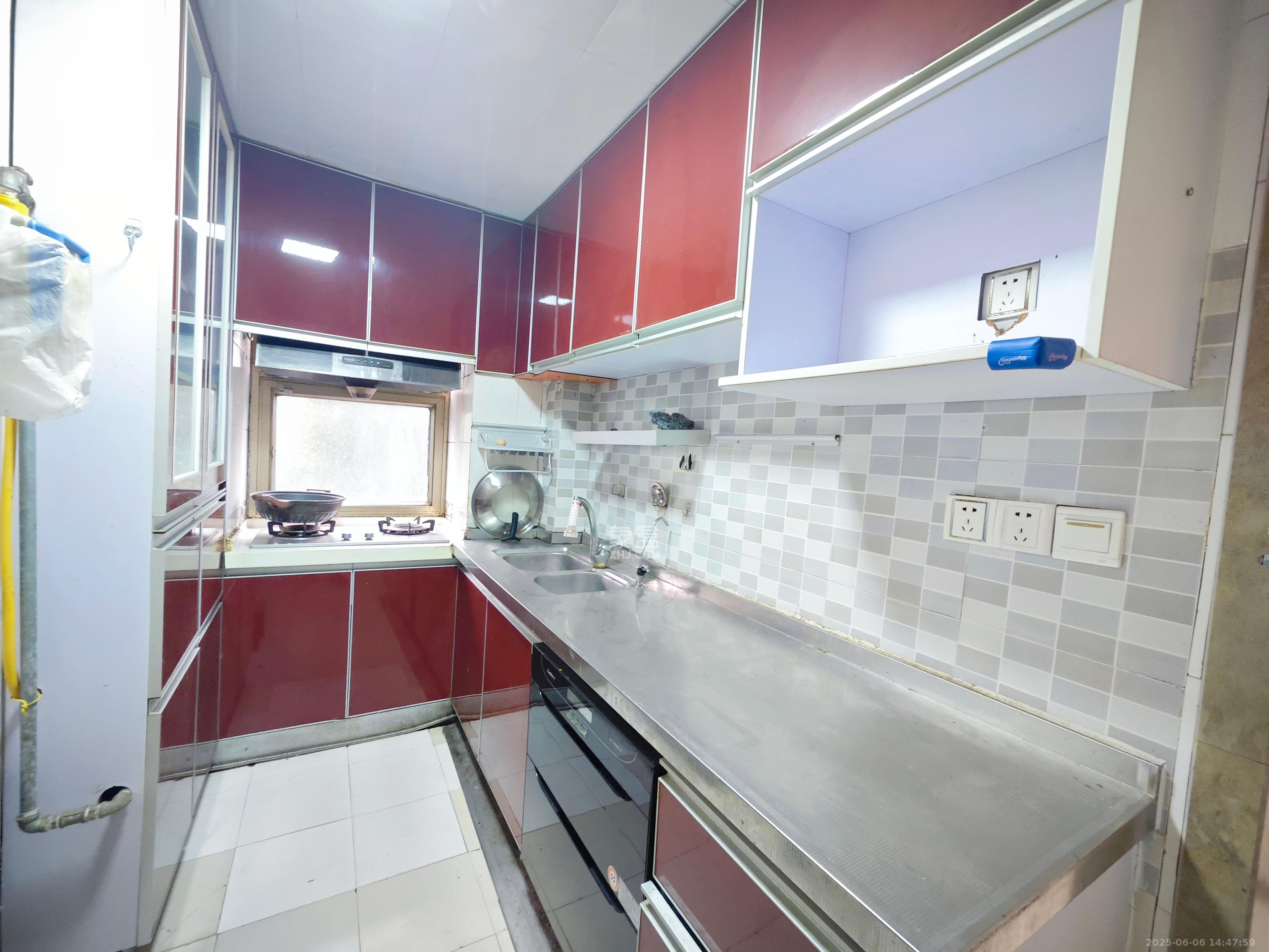 营盘东路、营盘西路散盘 2室1厅1卫 2300.0元/月 营盘东路、营盘西路散盘 2室1厅1卫 2300.0元/月室内图