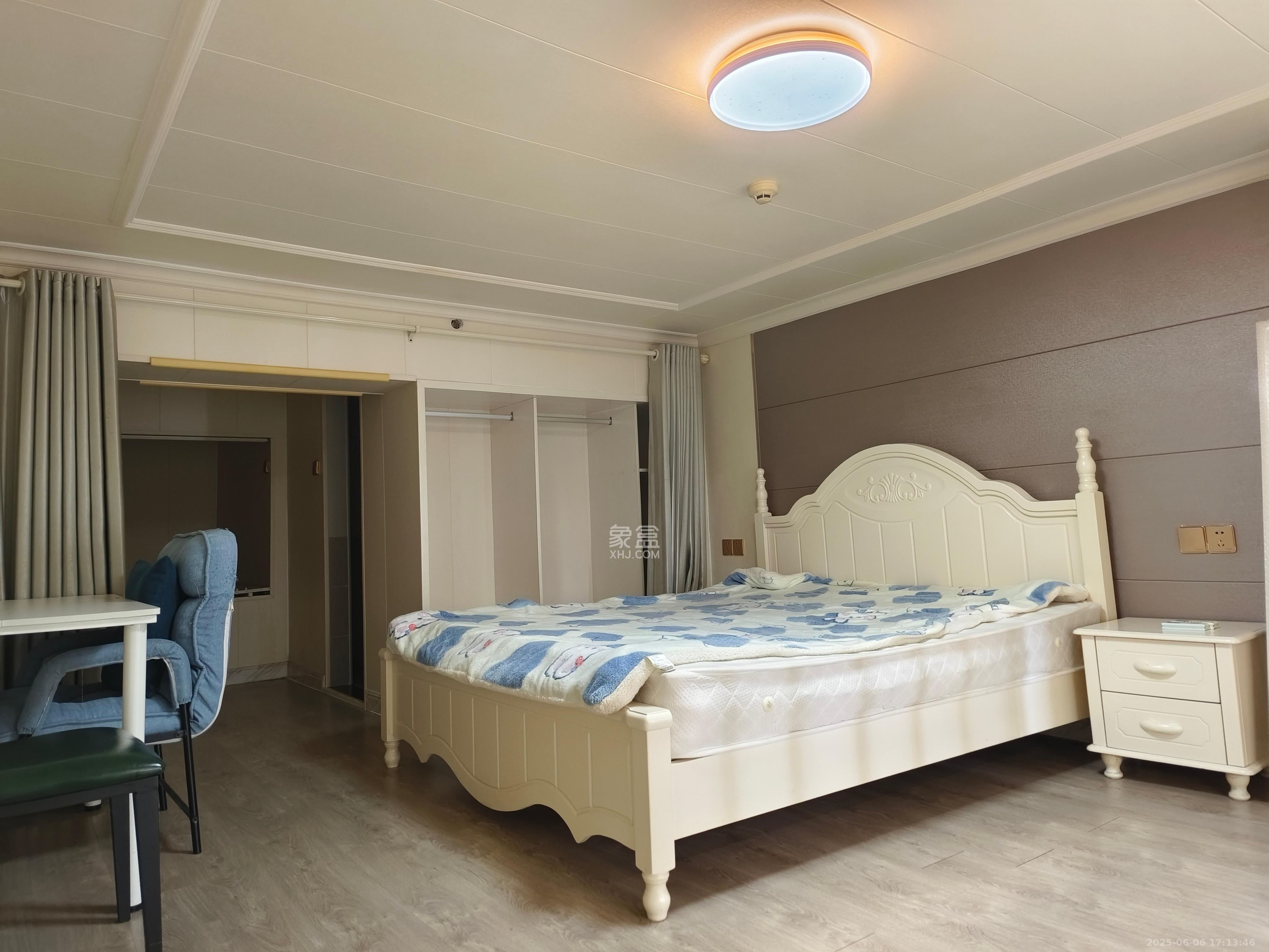 洋湖时代 1室1厅1卫 1600.0元/月 洋湖时代 1室1厅1卫 1600.0元/月室内图