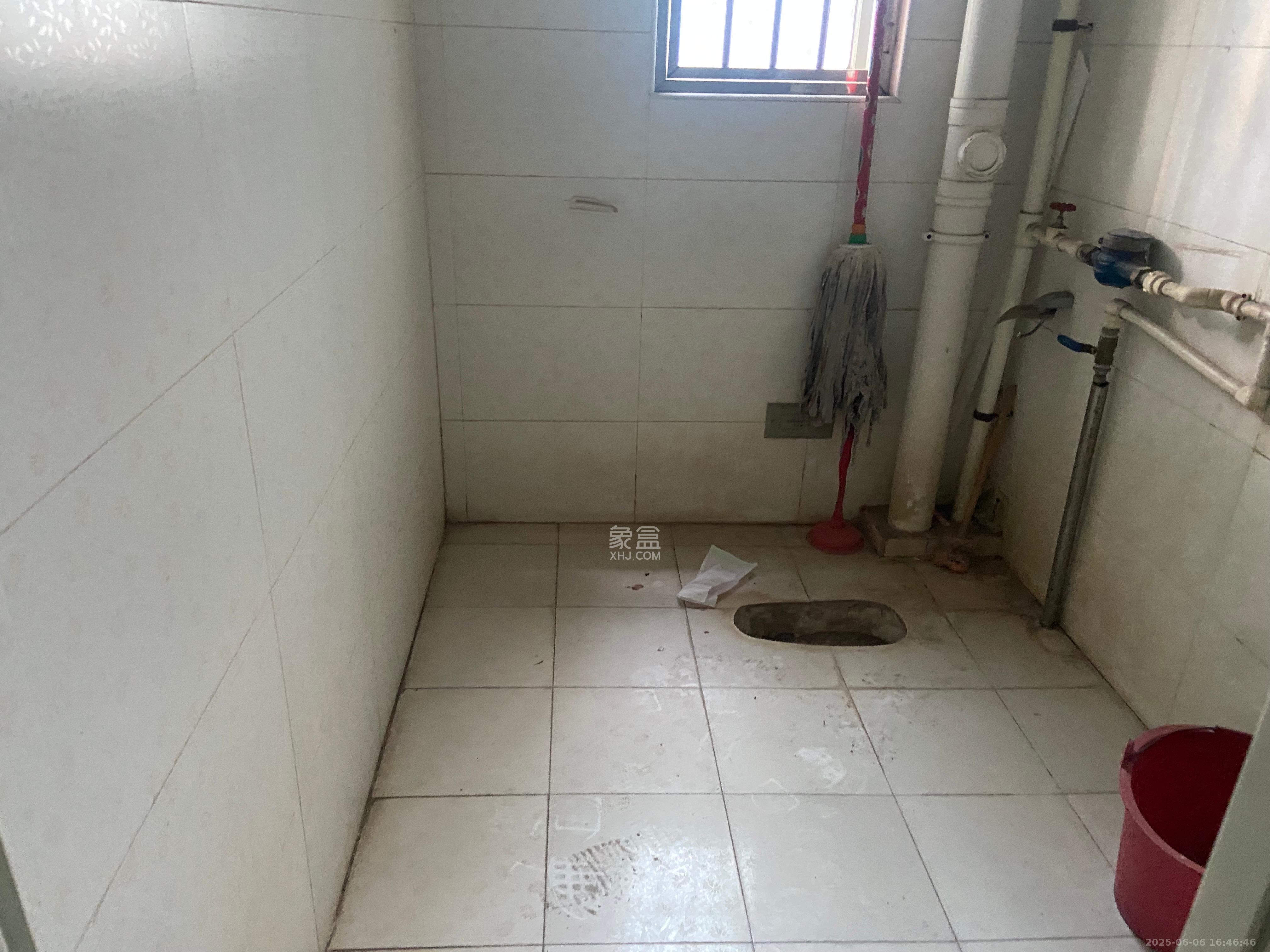 桔园经典 3室2厅1卫 2400.0元/月 桔园经典 3室2厅1卫 2400.0元/月室内图