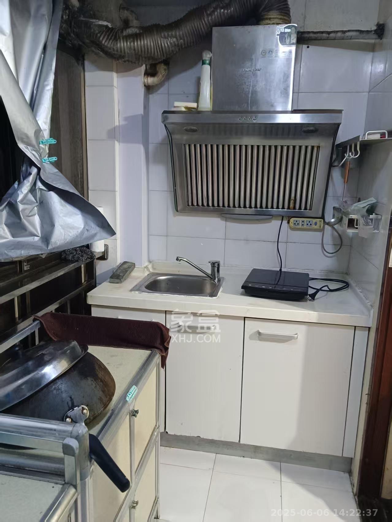 毛家桥大市场(胜利商贸市场) 1室1厅1卫 750.0元/月 毛家桥大市场(胜利商贸市场) 1室1厅1卫 750.0元/月室内图