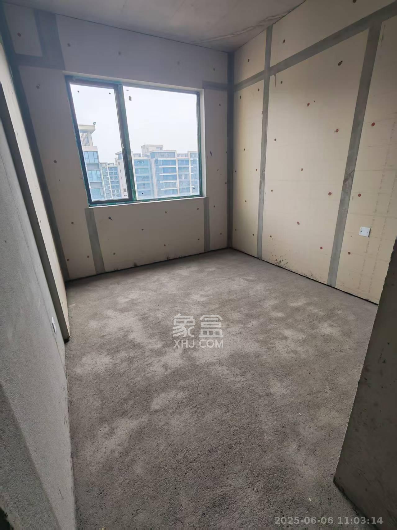 润和星河玥  4室2厅2卫   2000.00元/月室内图