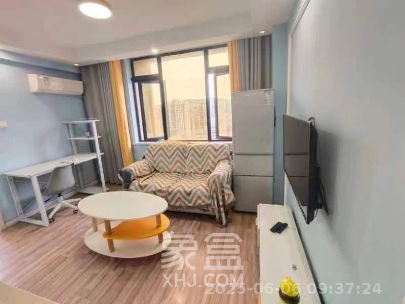 沁园春御院  1室1厅1卫    2000.0元/月 沁园春御院  1室1厅1卫    2000.0元/月