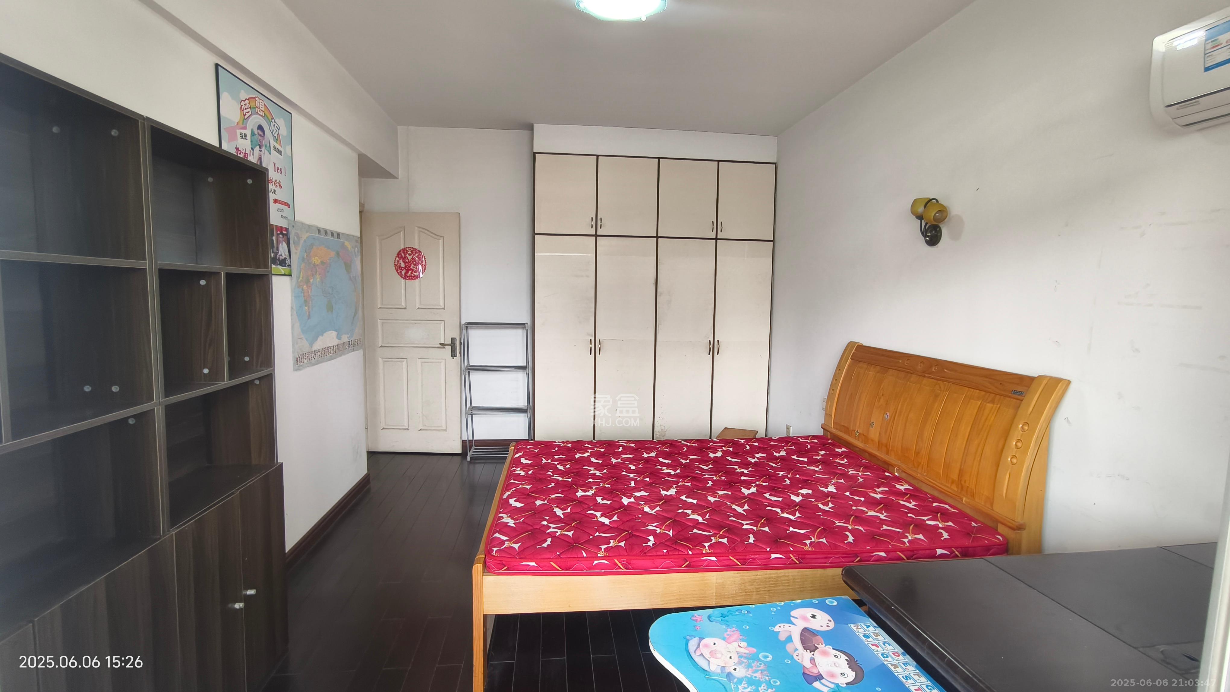 金科园 4室2厅2卫 3000.0元/月 金科园 4室2厅2卫 3000.0元/月室内图