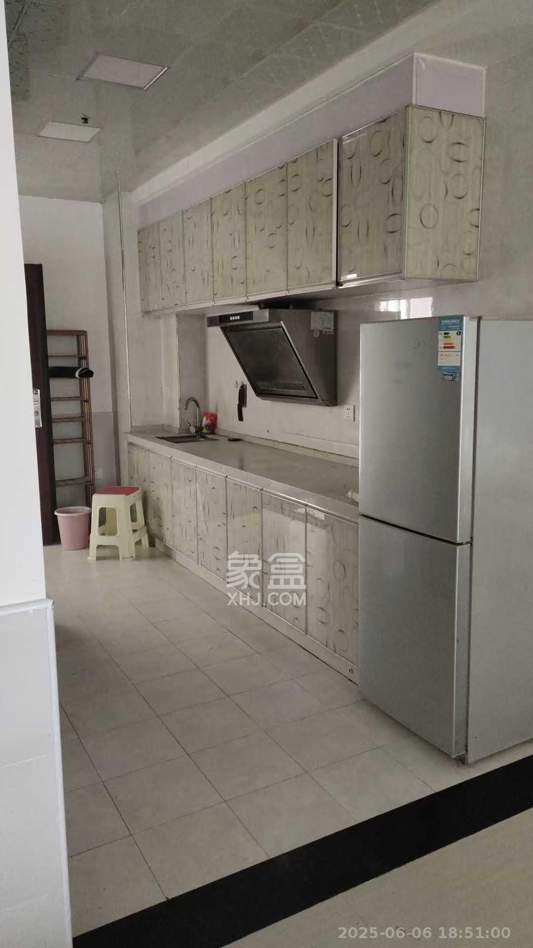 万科魅力之城  1室1厅1卫   1300.00元/月室内图