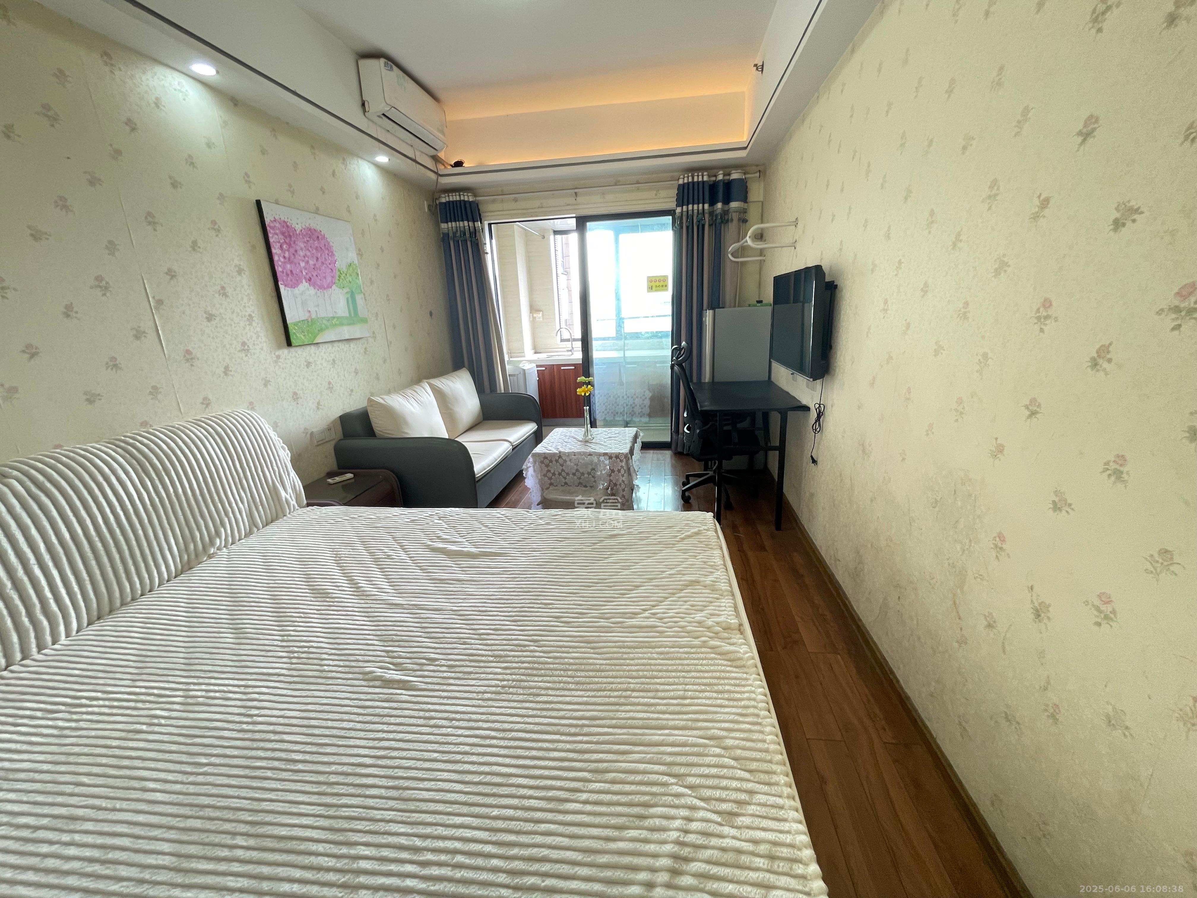 中建木莲工社  1室1厅1卫   1300.00元/月室内图