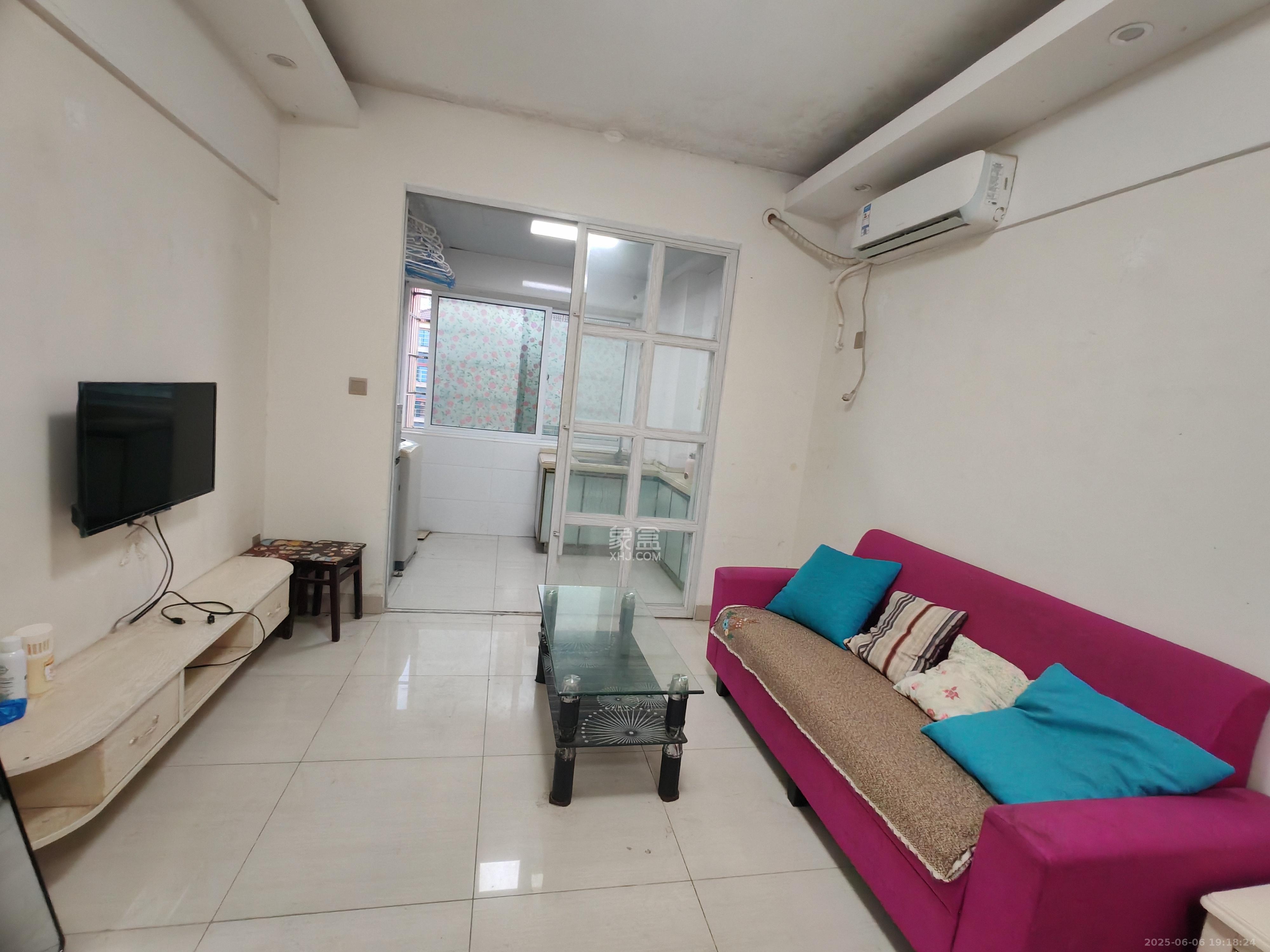 新远时代 1室1厅1卫 1100.0元/月 新远时代 1室1厅1卫 1100.0元/月室内图