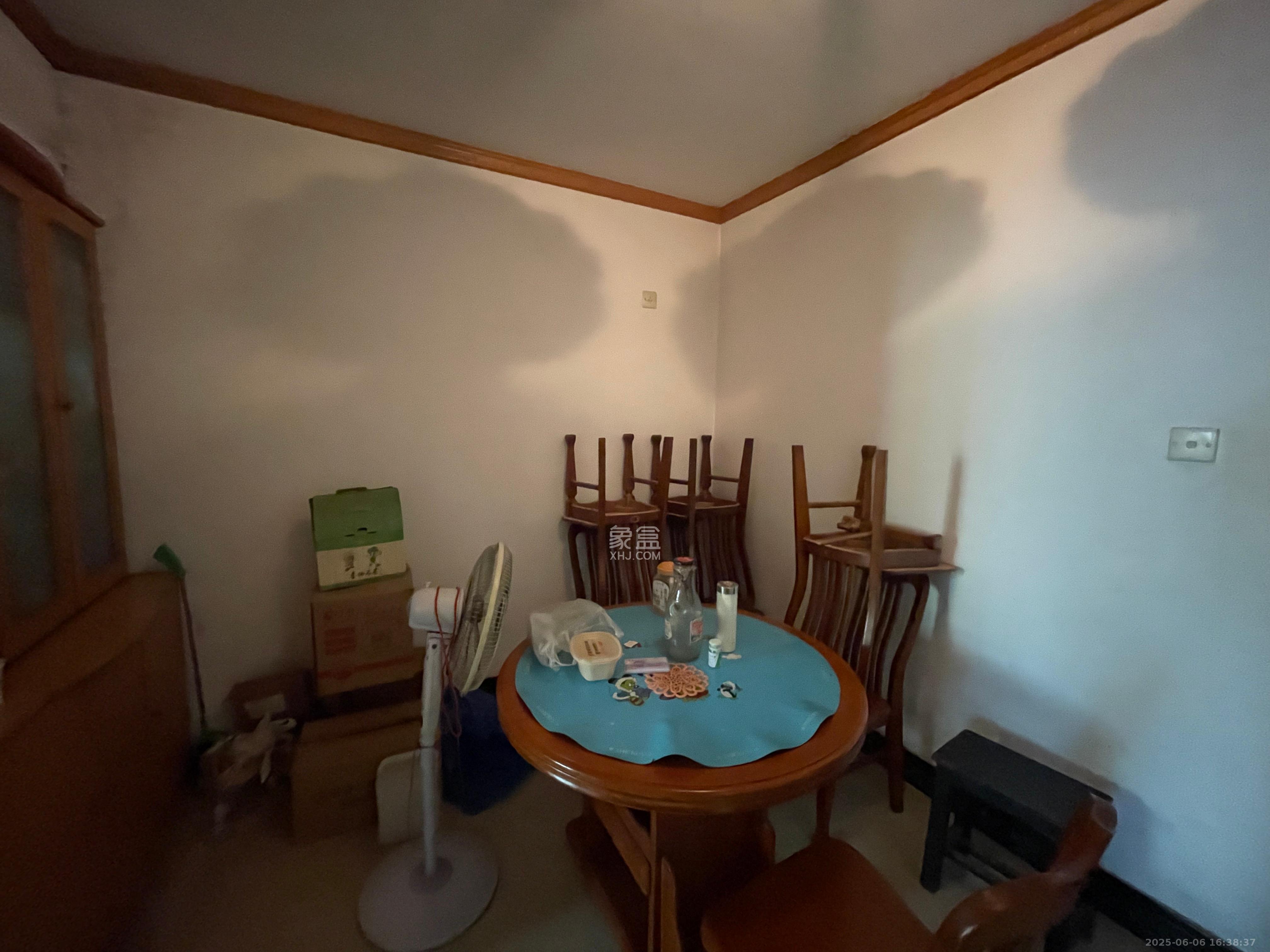 新世纪家园 2室2厅1卫 2500.0元/月 新世纪家园 2室2厅1卫 2500.0元/月室内图