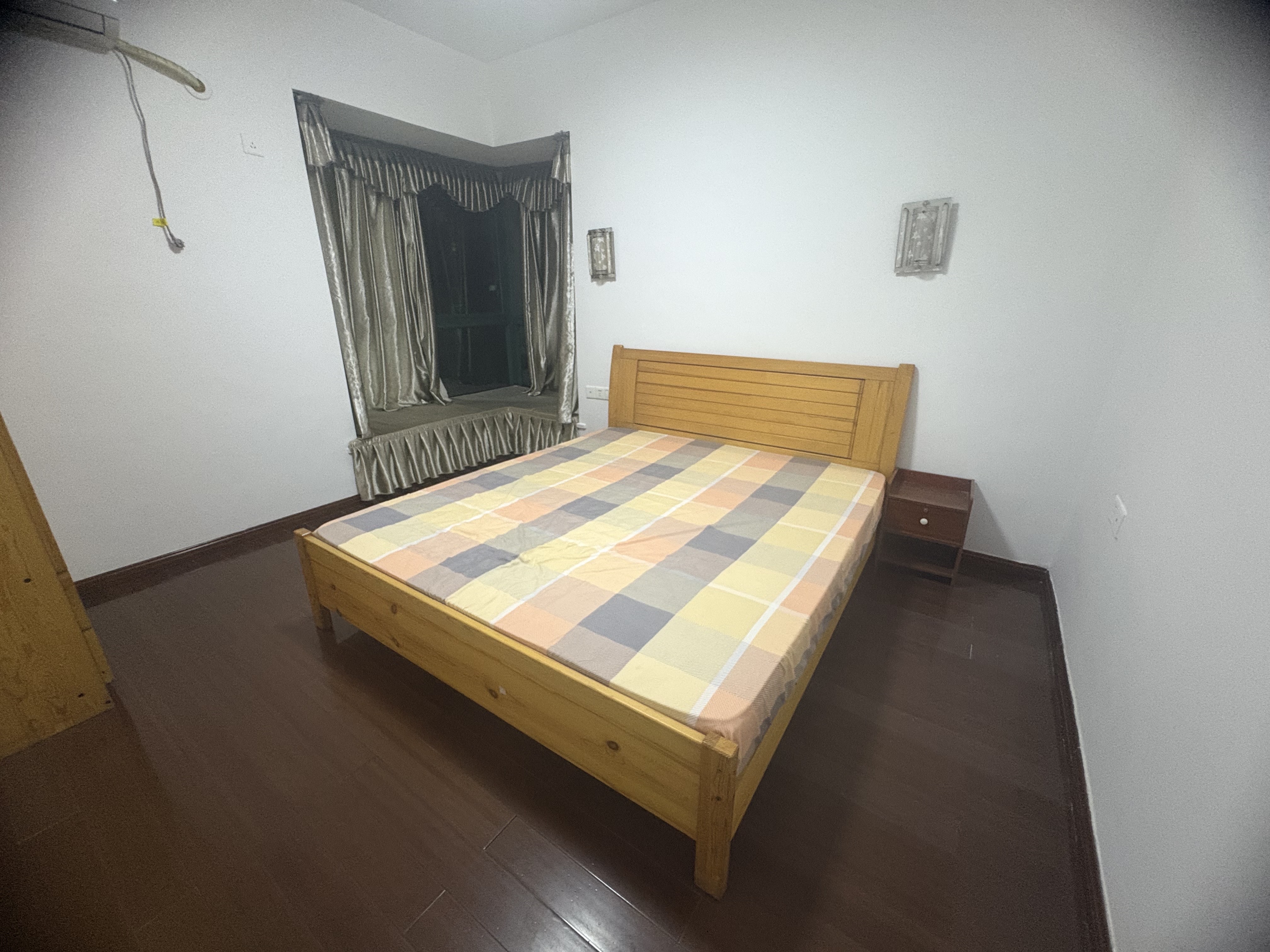 御璟花苑  3室2厅1卫   2200.00元/月室内图
