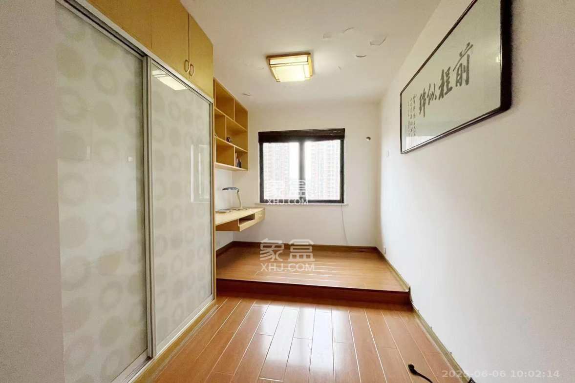 珠江东方明珠(新地东方明珠)一二期 3室2厅2卫 2000.0元/月 珠江东方明珠(新地东方明珠)一二期 3室2厅2卫 2000.0元/月室内图