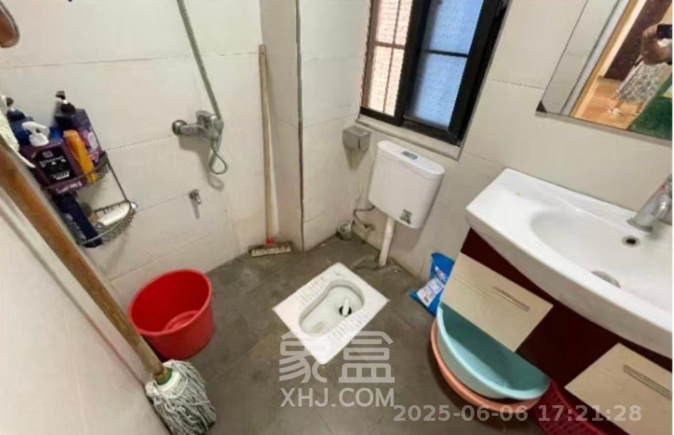 沁园春御院  3室2厅2卫    3300.0元/月室内图