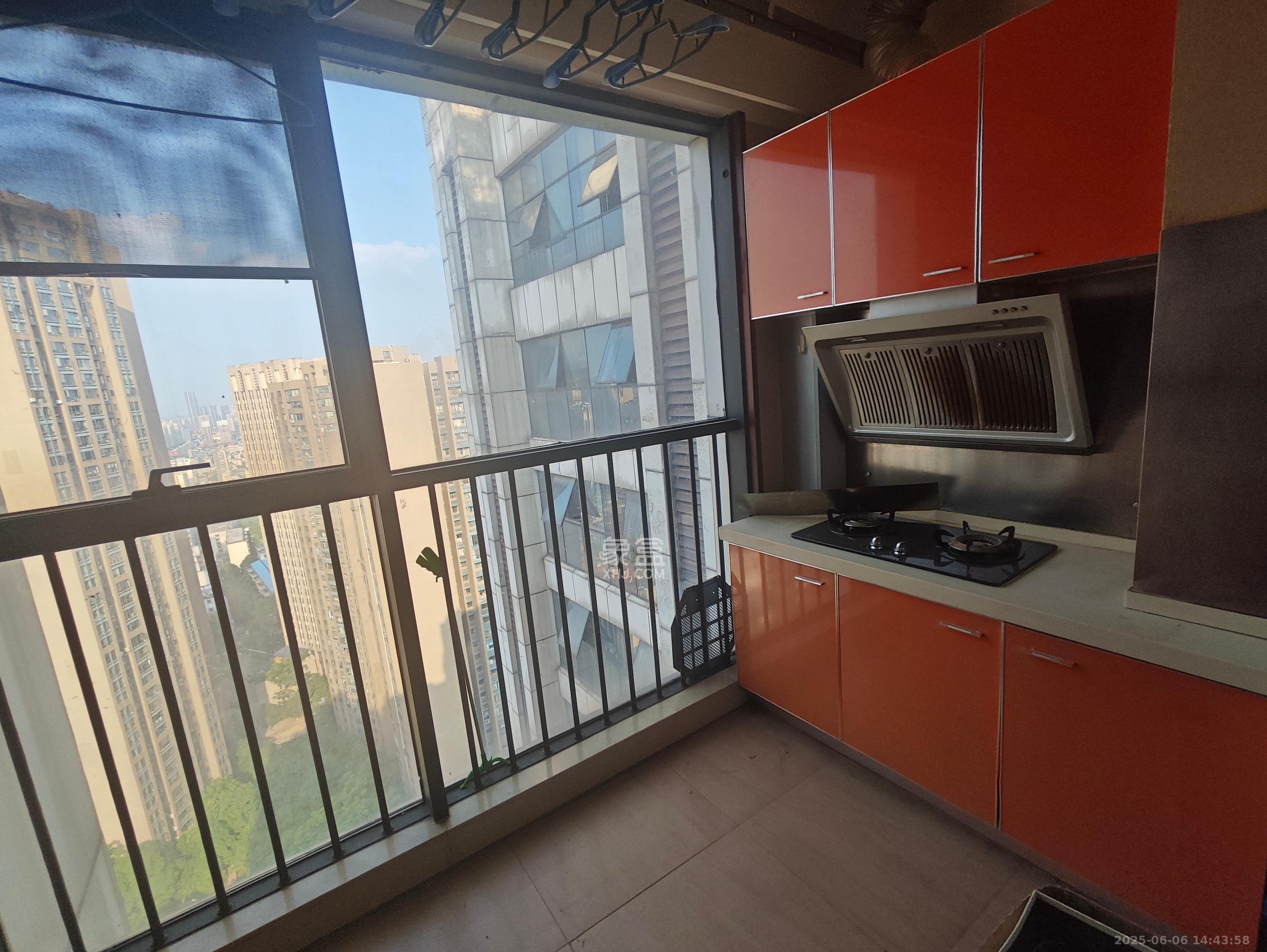 东塘瑞府  1室1厅1卫    1700.0元/月 东塘瑞府  1室1厅1卫    1700.0元/月室内图