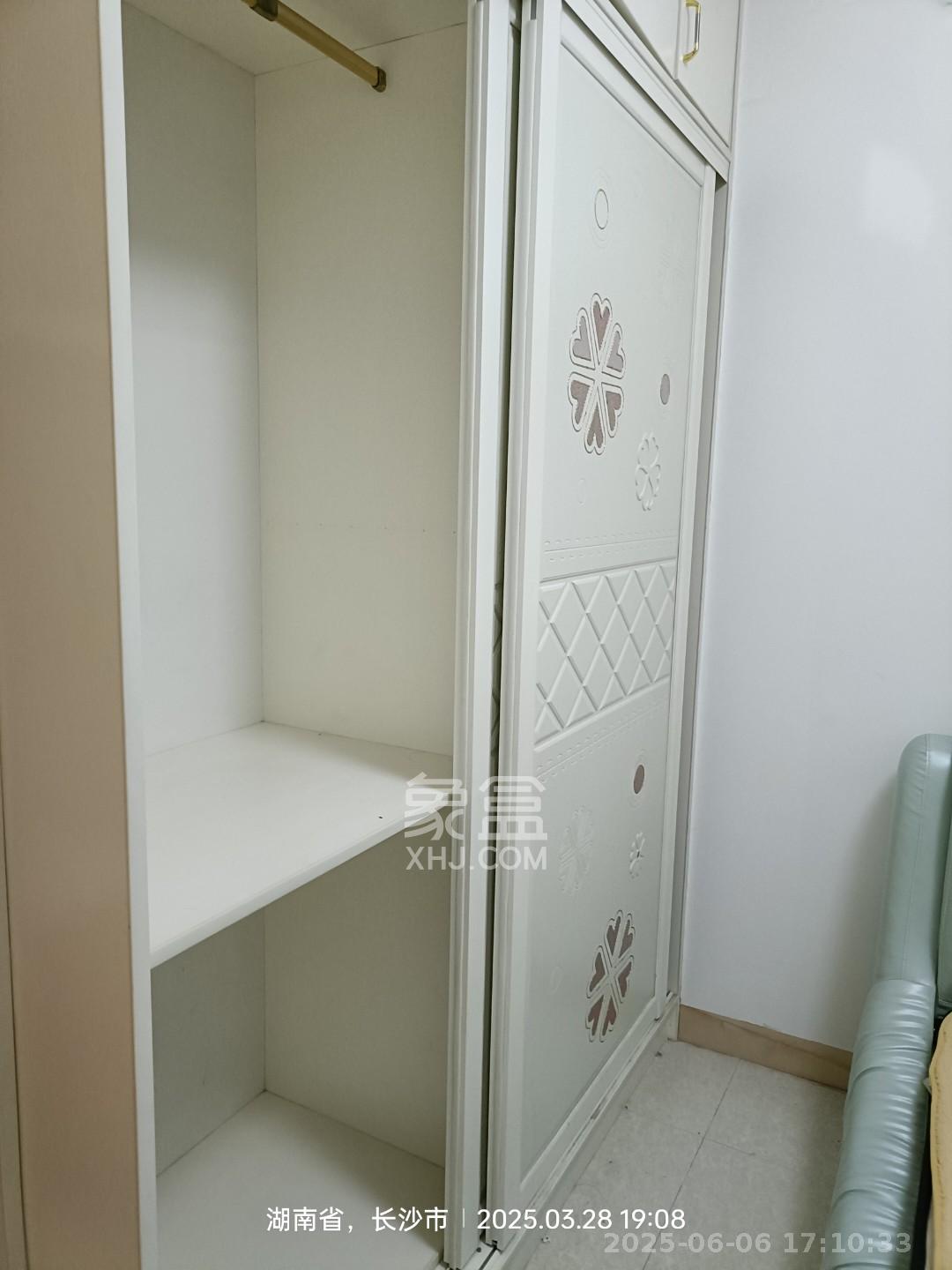 鑫天格林香山  3室2厅1卫   1600.00元/月室内图
