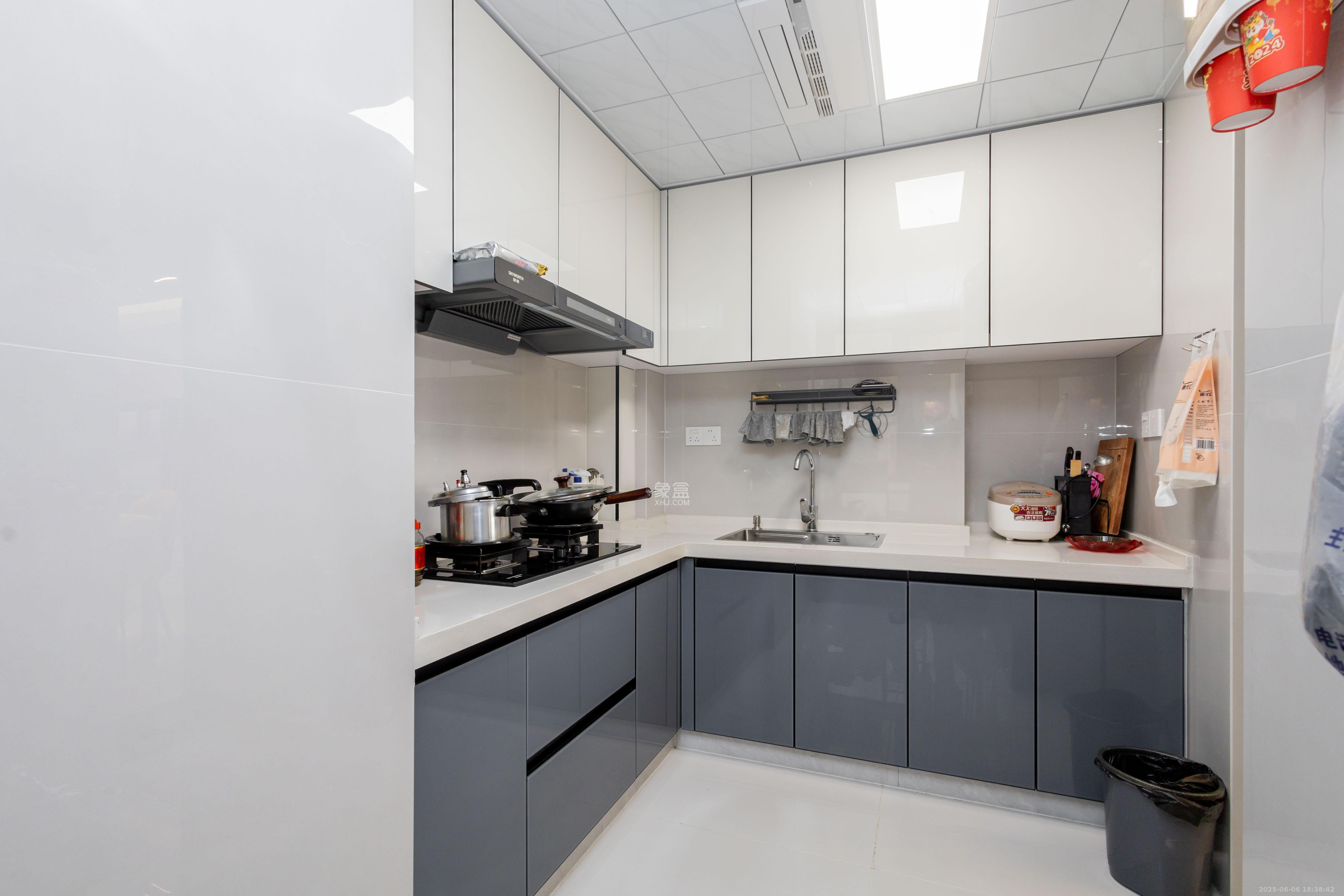 新城朗隽大都会 3室2厅2卫 85.8万 新城朗隽大都会 3室2厅2卫 85.8万厨房