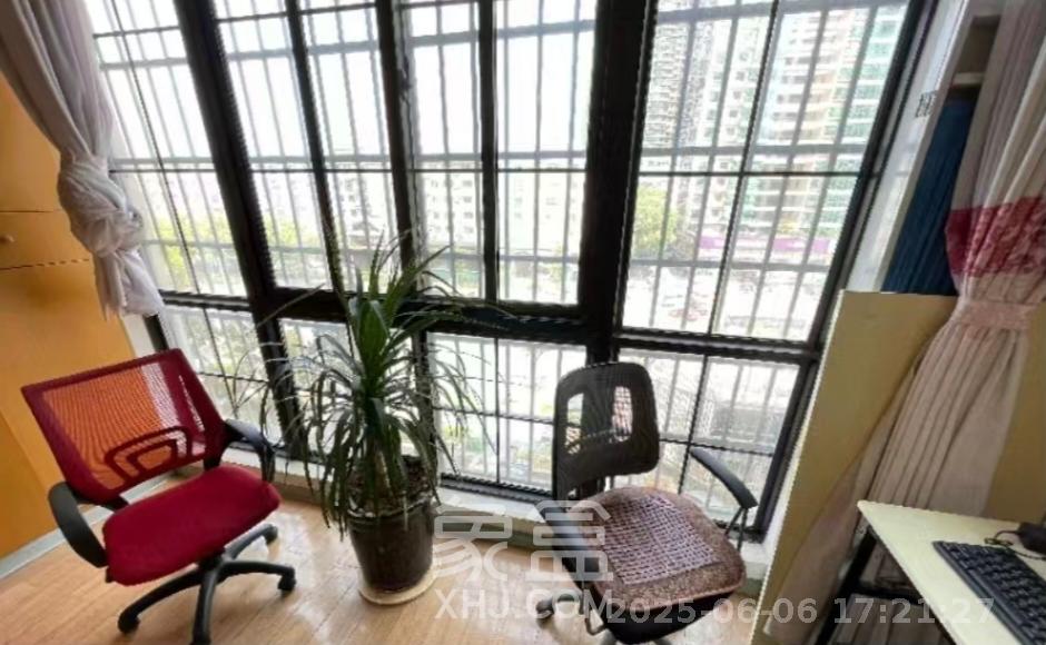 沁园春御院  3室2厅2卫    3300.0元/月室内图