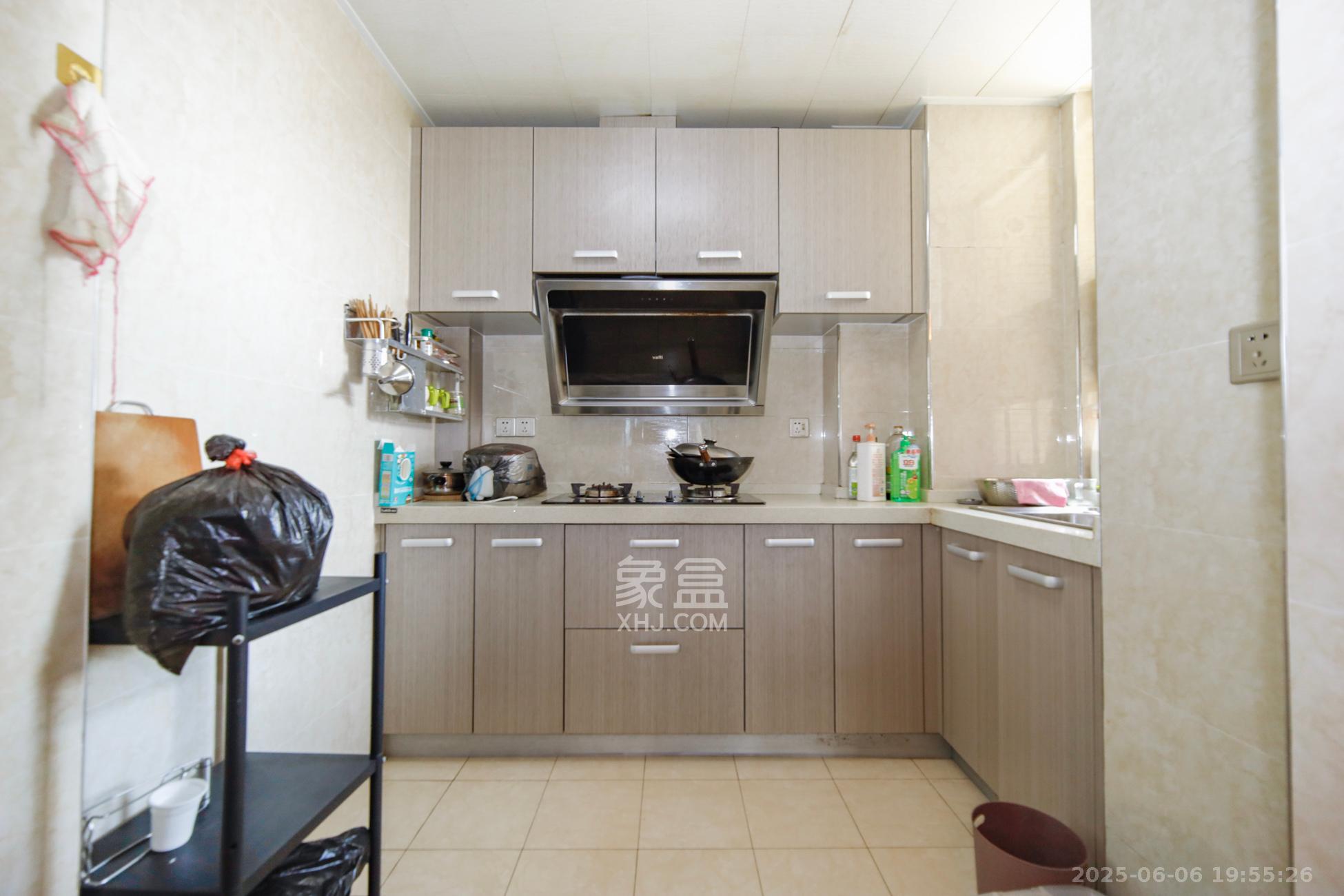 园康星都荟 3室2厅1卫 82.0万 园康星都荟 3室2厅1卫 82.0万厨房