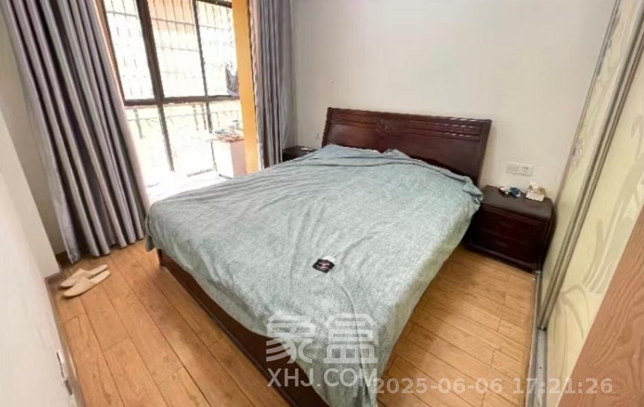 沁园春御院  3室2厅2卫    3300.0元/月室内图